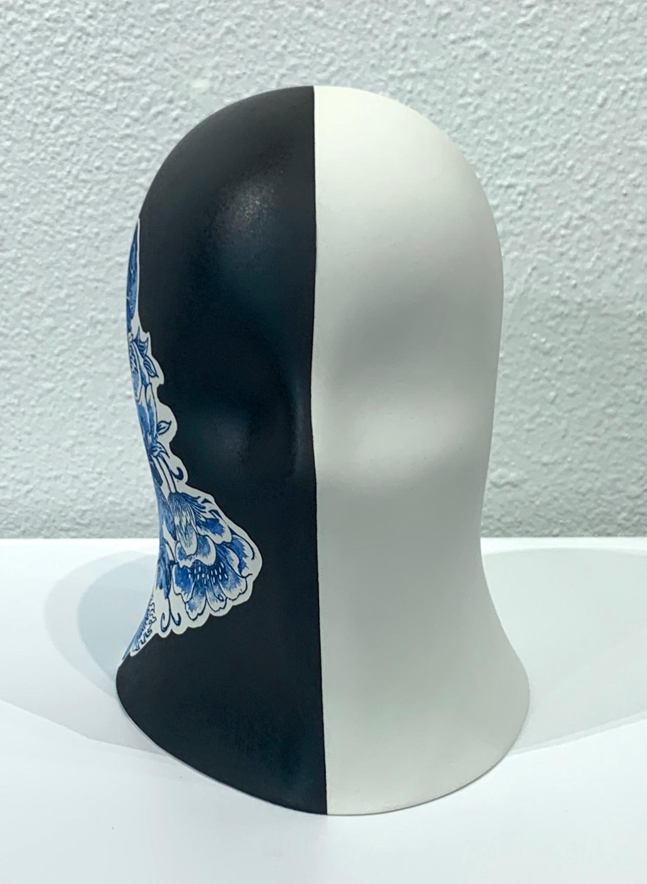 Black/White Embellished Veil, Chloe Rizzo Sculpture Porcelain Female 4