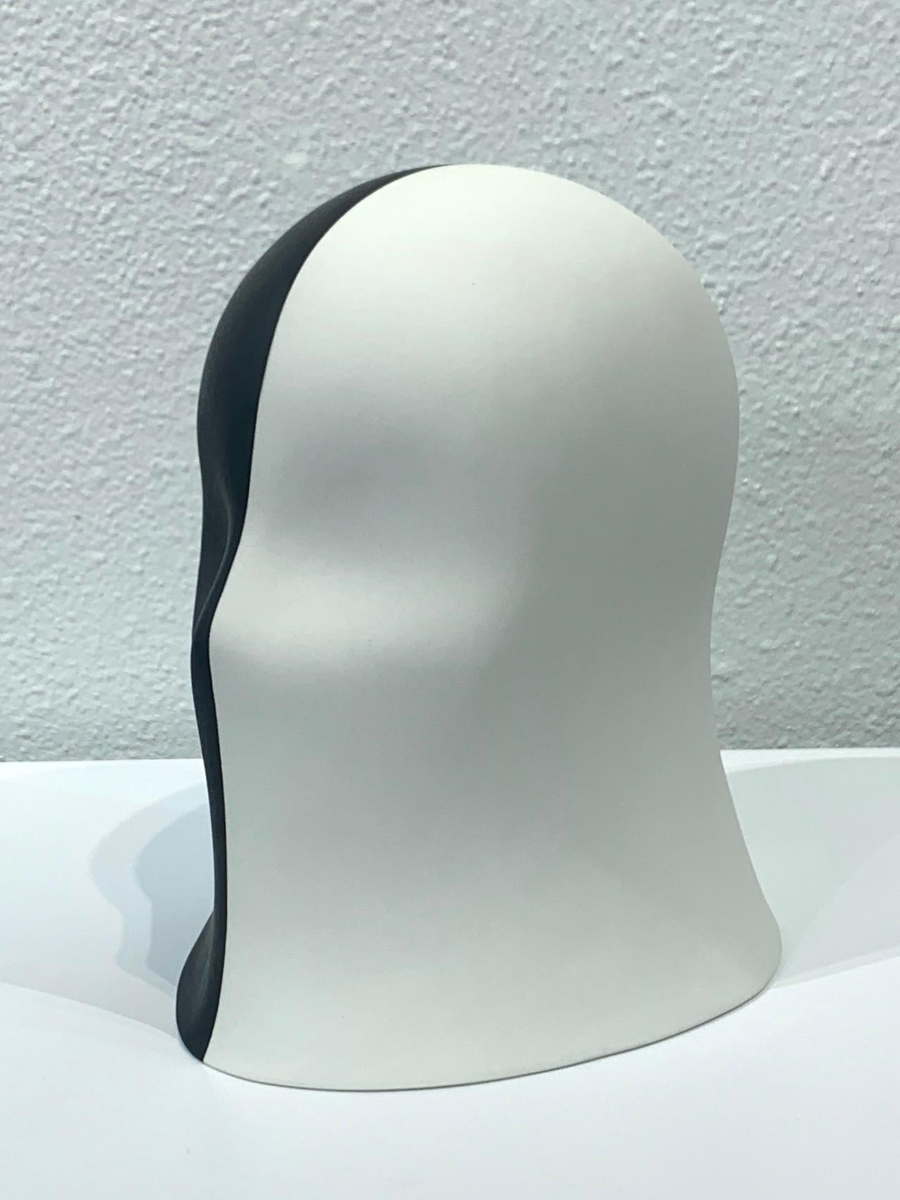 Black/White Embellished Veil, Chloe Rizzo Sculpture Porcelain Female 3