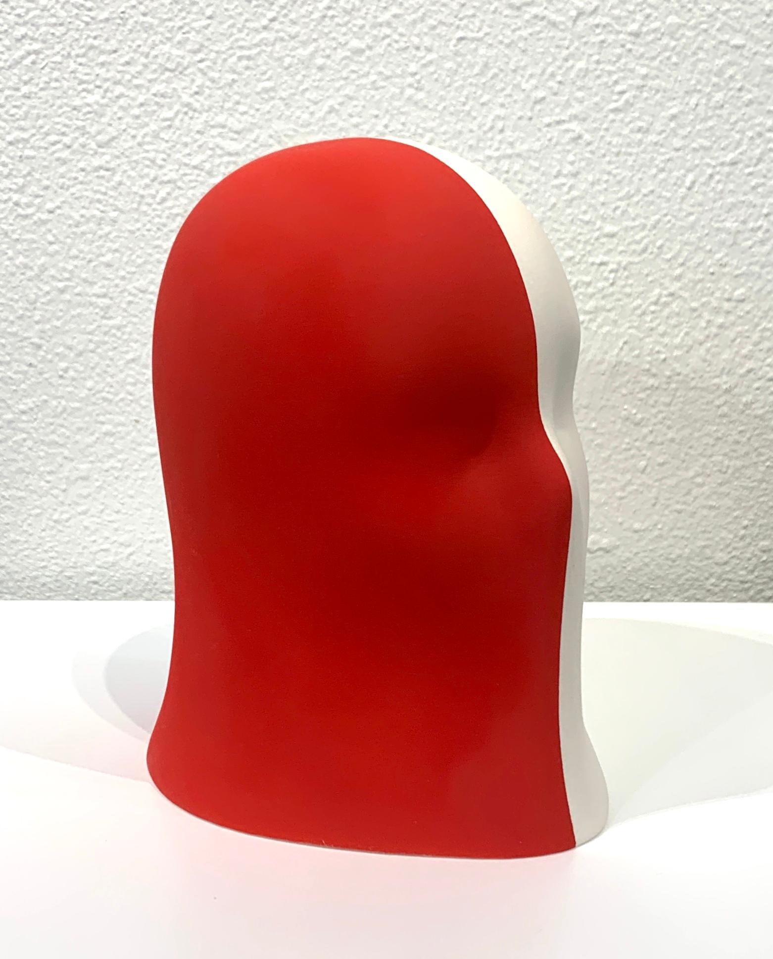 Red/White Veil - Contemporary Sculpture by Chloe Rizzo