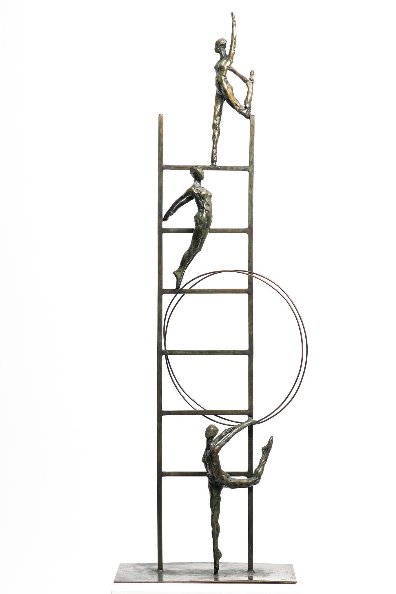 Liliane Danino, Escalera para todos, Elevación, Escultura de bronce