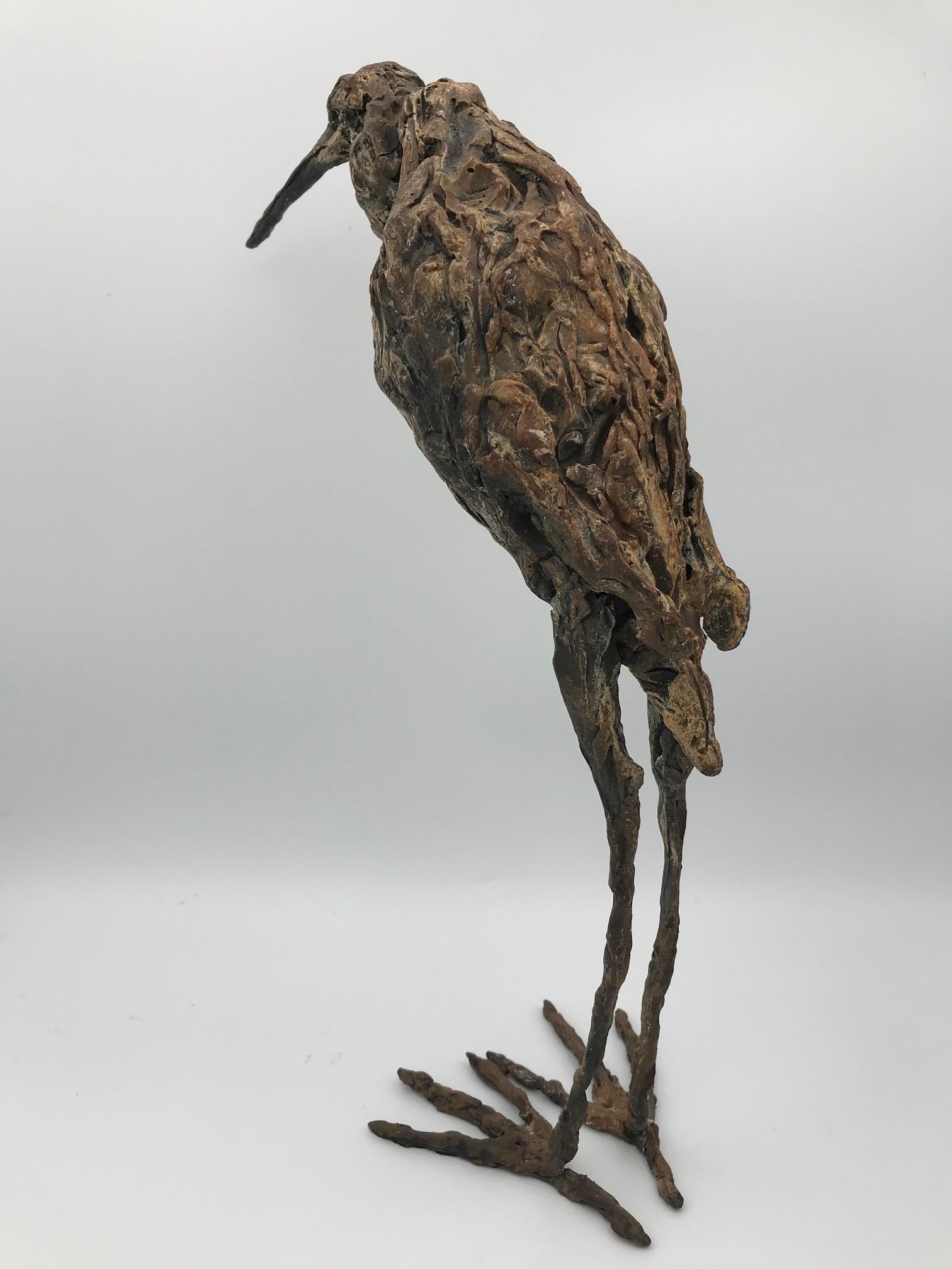''Peer Bird'', Contemporary Bronze Sculpture Portrait of a Bird - Gold Figurative Sculpture by Ans Zondag