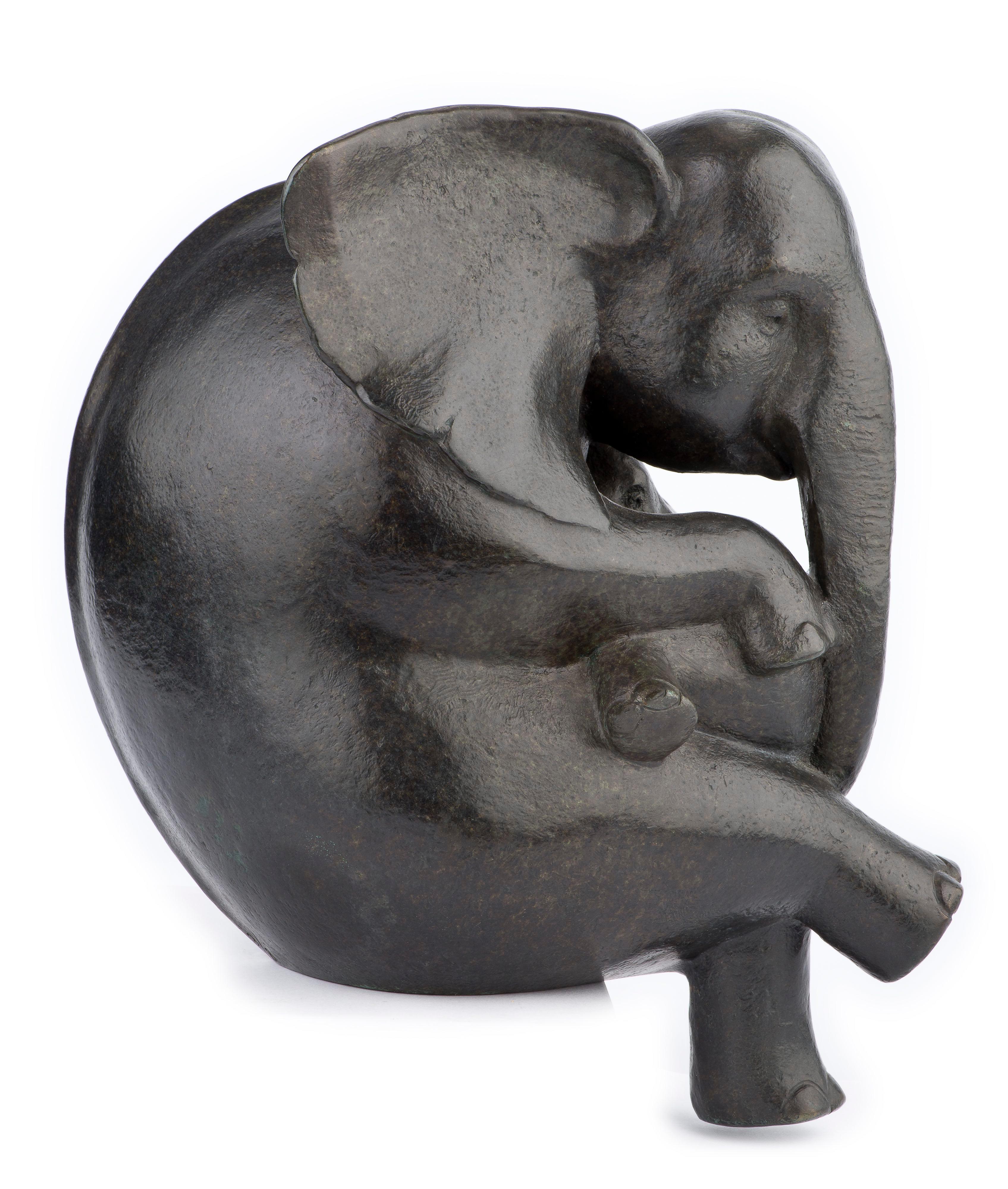 elephant clay sculpture