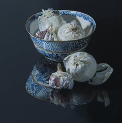 ''White Onions and Garlic'', Contemporary Dutch Still Life with Porcelain 