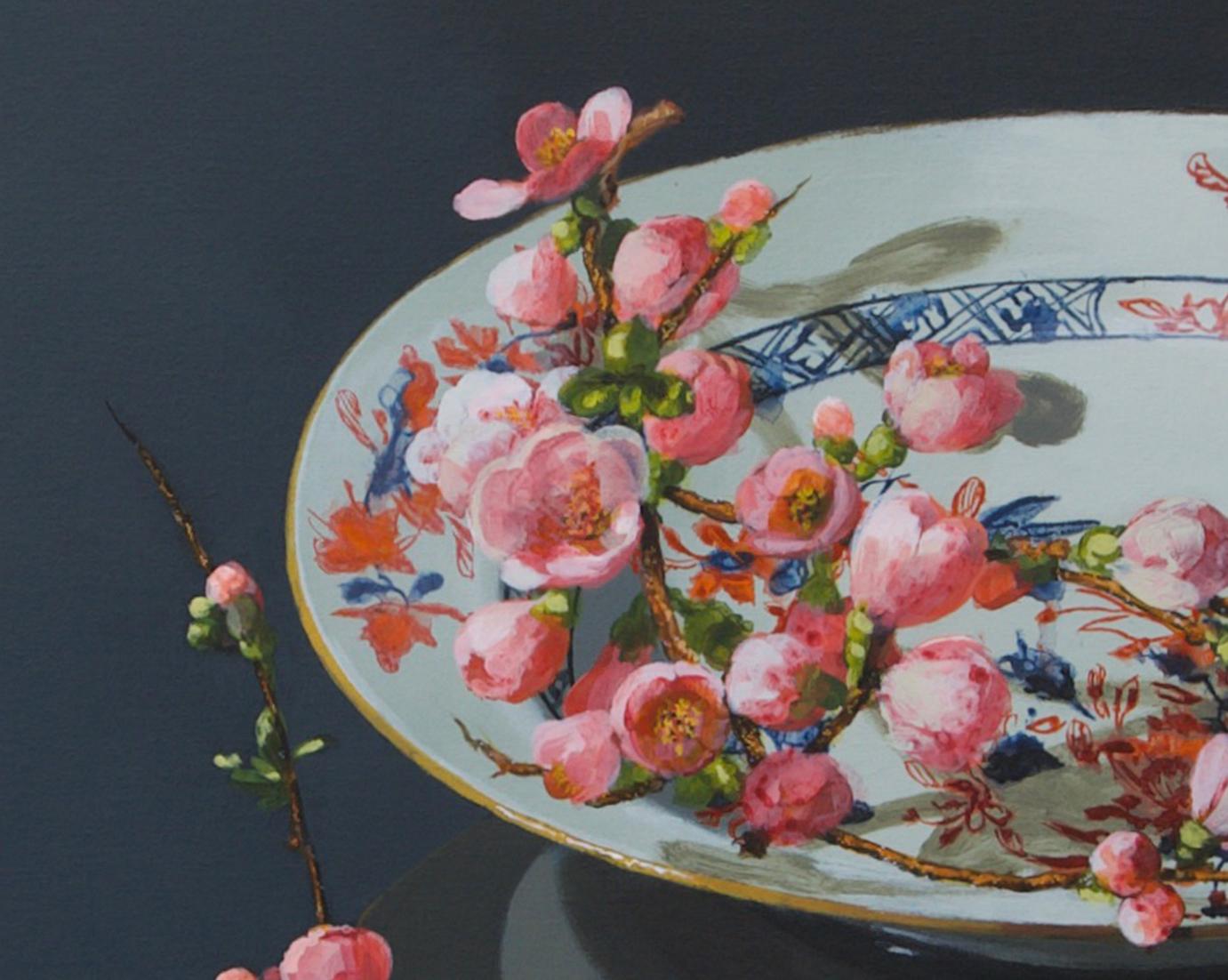 When you look at this painting ''Pink Blossom on Porcelain'' by Dutch artist Sasja Wagenaar (1959) from a distance you see a perfectly painted image, but up close a generous paint streak is visible. She has a unique way of applying shadow and light