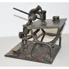 Escultura ferroviaria de chatarra de Ray Carrington c.1971
