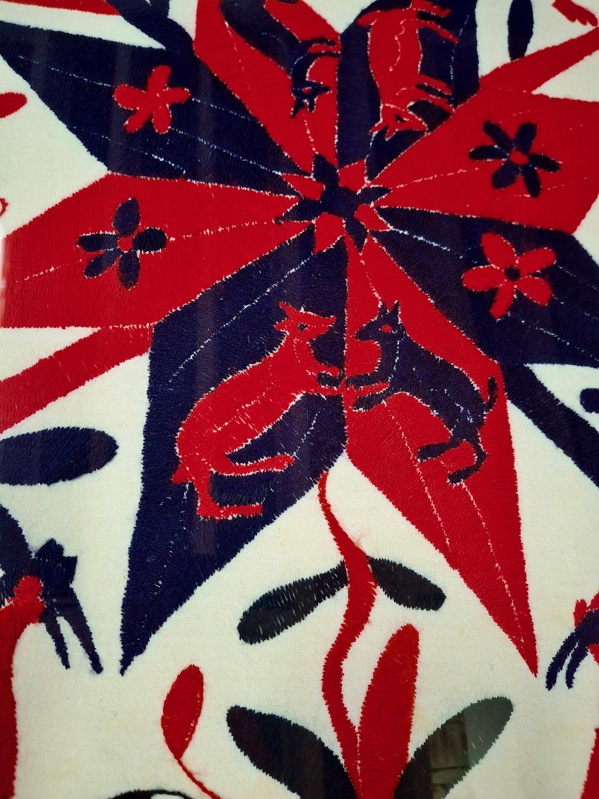 Mexico’s Tenango-Style Otomi Embroidery For Sale 3