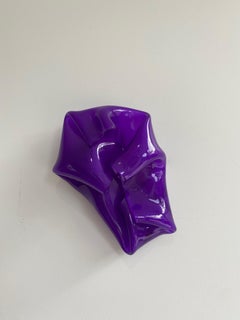 Sculpture abstraite contemporaine brillante et colorée « Petite feuille violette »