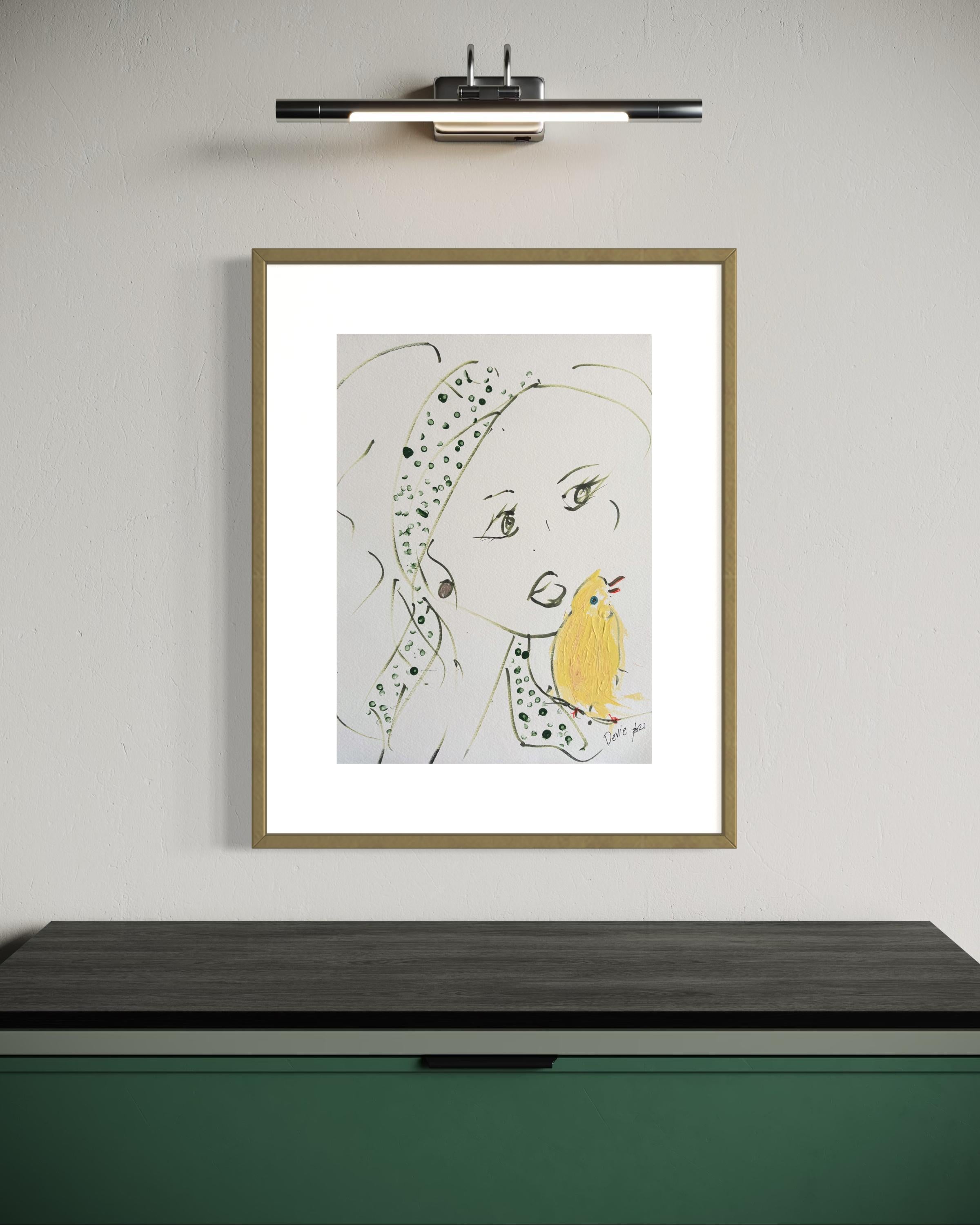 Retrato de mujer con diadema verde y pájaro amarillo  Dibujo original de Devie en venta 8