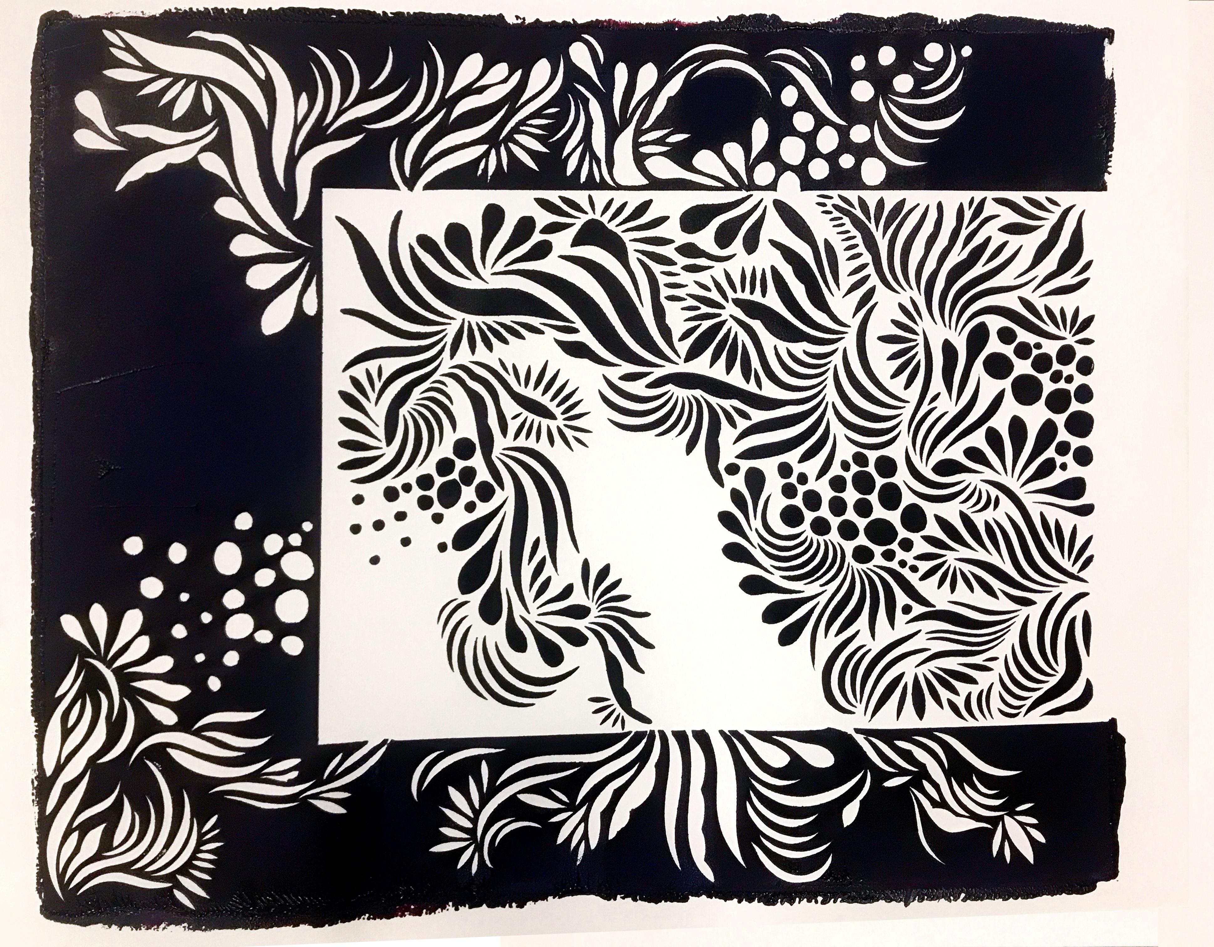 Zeitgenössische handgeschnittene und gezogene Siebdrucke, abstrakte schwarz-weiße Blumen (Schwarz), Abstract Print, von Kari Achatz