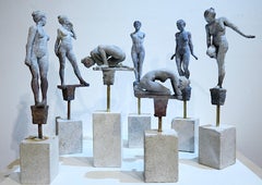 Lilliputian #27 von Rod Moorhead. Figurative Bildhauerei.