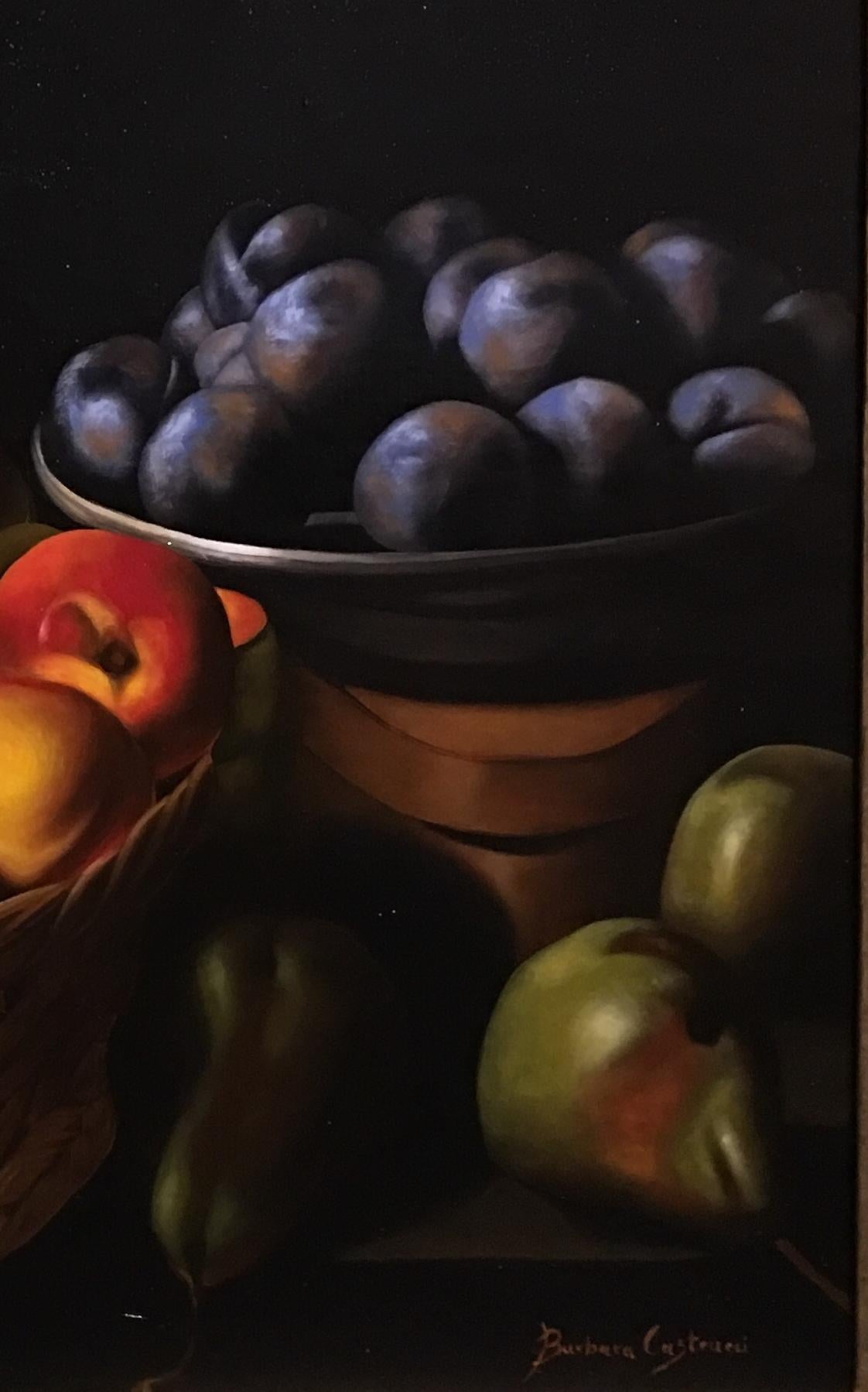 Fruits italiens, Nature morte, artiste italienne, Florence, réalisme, peinture à l'huile. - Noir Still-Life Painting par Barbara Castrucci