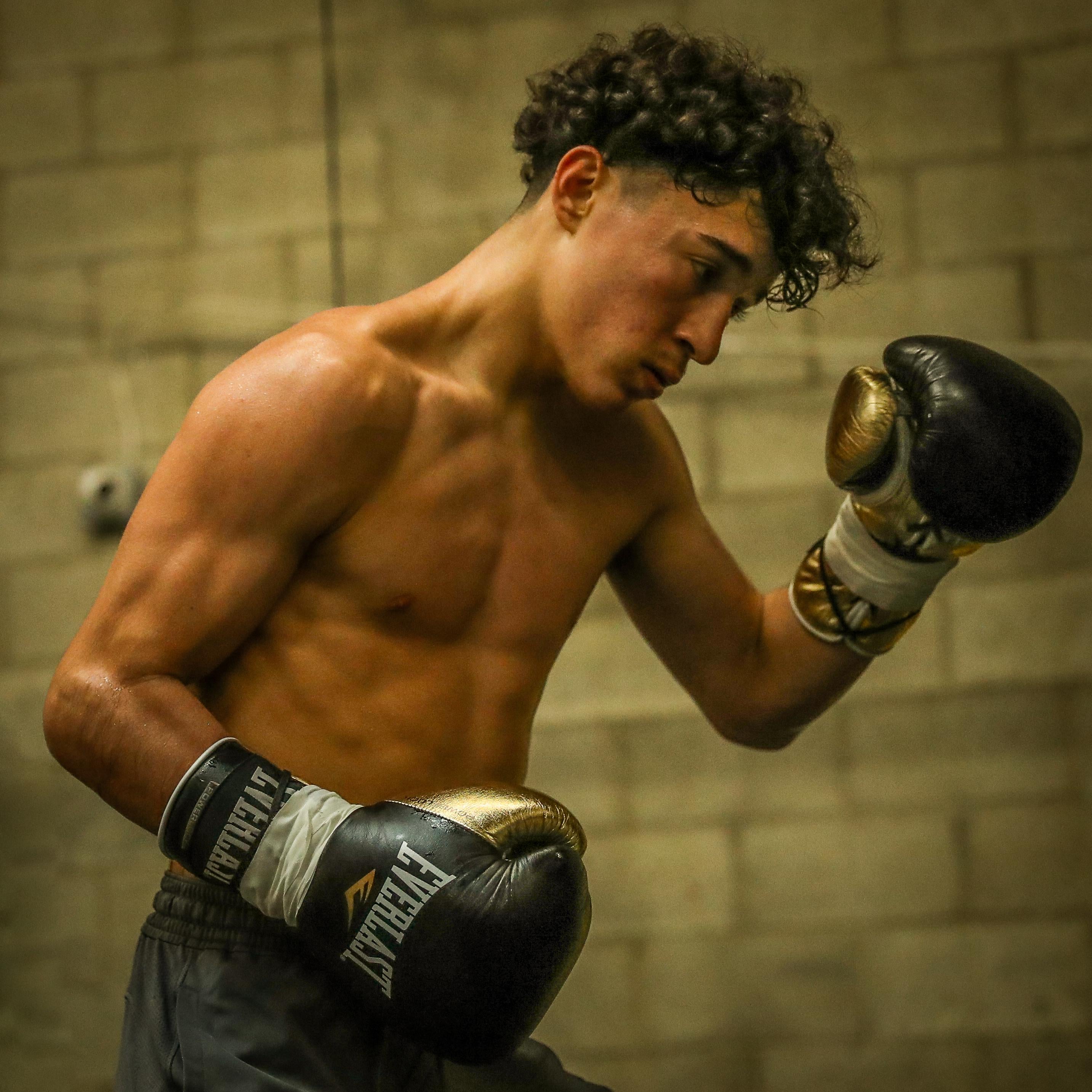 USA Boxer Steve Navarro, color photography, Boxing, Team Steve Navarro
