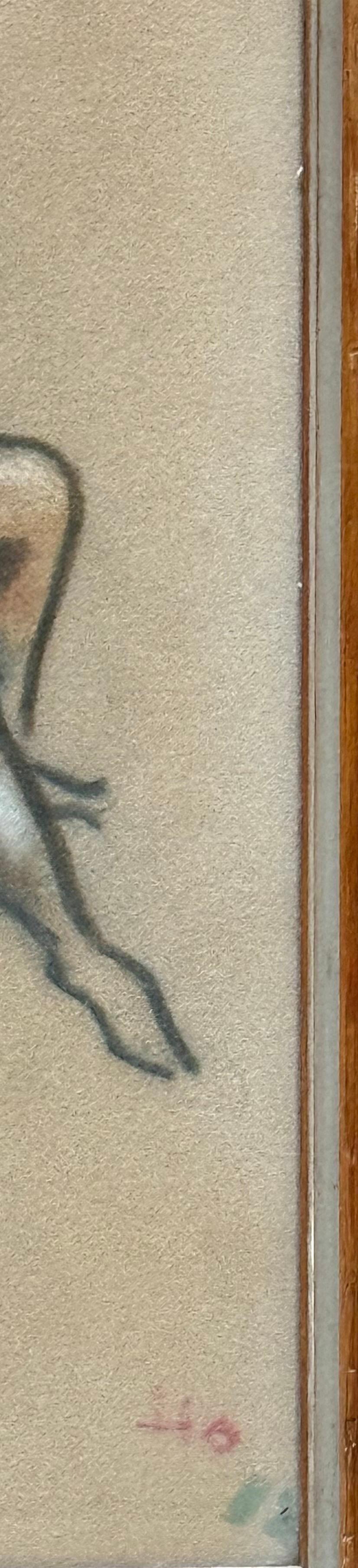 Aquí tienes para tu consideración un dibujo al pastel al óleo bien ejecutado de un hombre y una mujer abrazándose.  El artista es desconocido.  Iniciales en rojo abajo a la derecha 