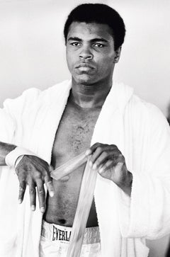 Vintage Everlast - Chris Smith, Muhammad Ali, Ali, black and white, boxing, 66x46 in
