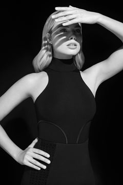 Lorenzo Agius - Margot Robbie, black and white, portrait, photography, 40x30 in