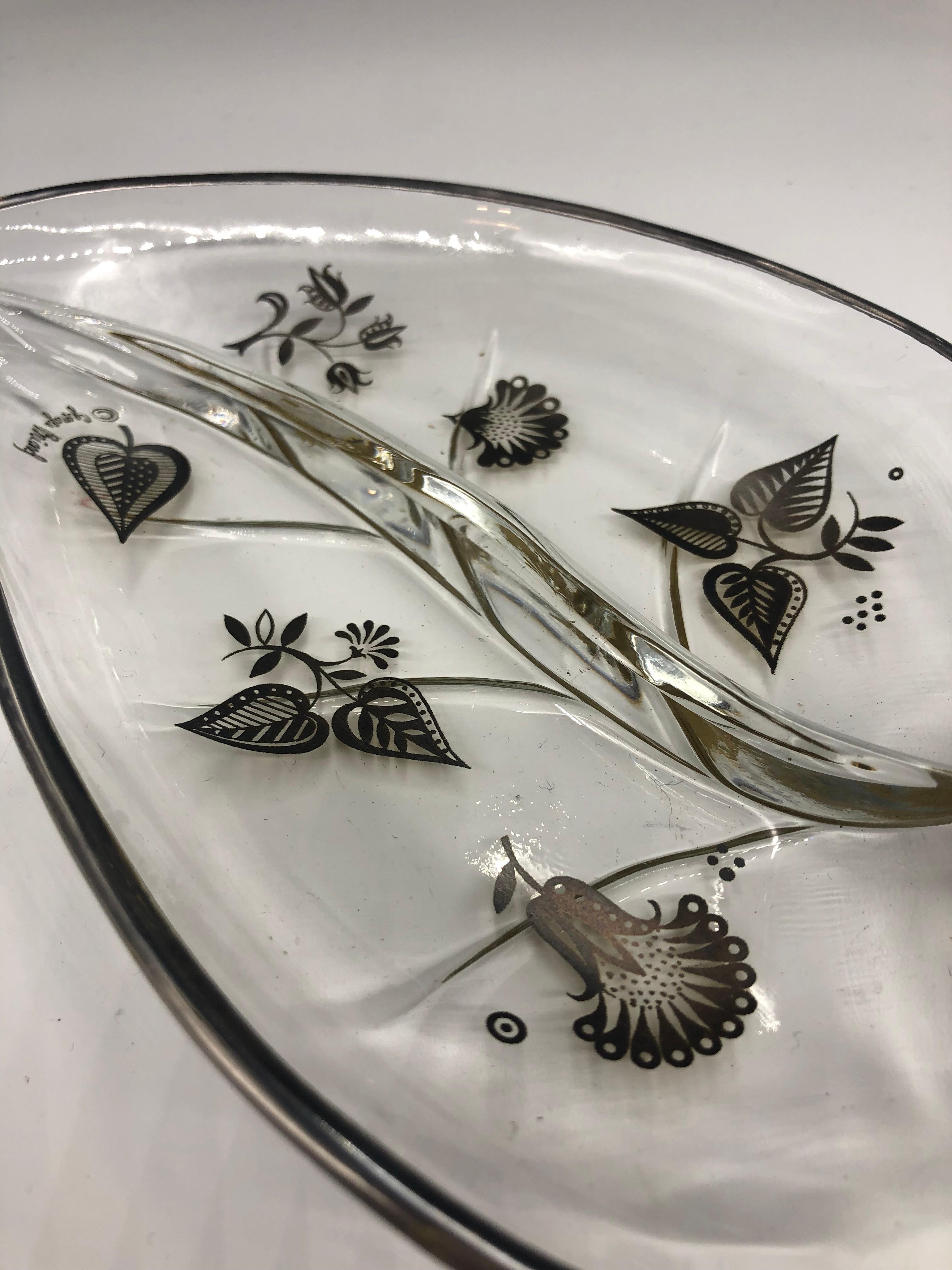 Vintage Georges Briard Clear Leaf Tray Dish With Silver Floral Detail 4