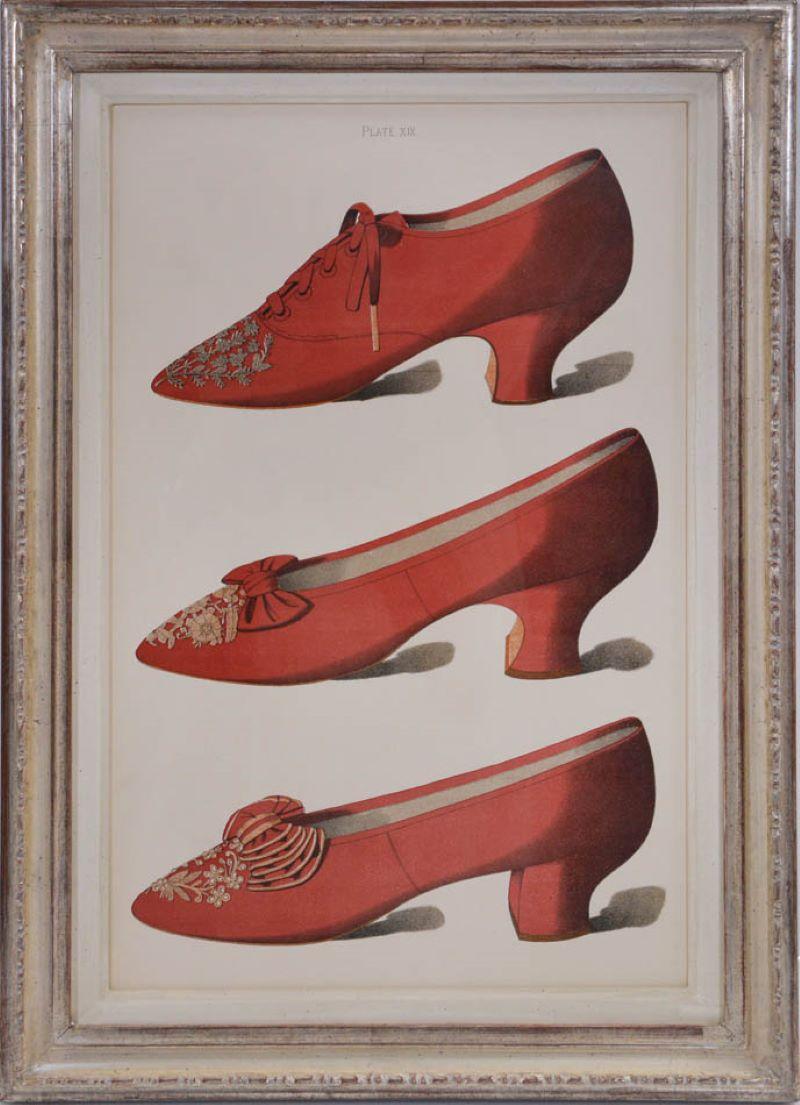 Groupe de quatre chaussettes de robe pour femmes du XIXe siècle