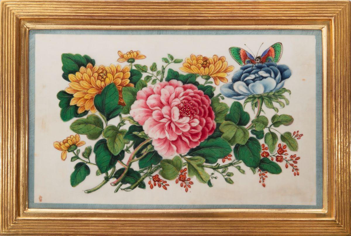 [CHINESE EXPORT WATERCOLOURS ON PITH PAPER].
A Group of 10 Flowers and Butterflies. 
mid to late nineteeenth century.
 
A fine group of Chinese export watercolours showing flowers and butterflies.

10 hand painted water-colours on pith paper, edged