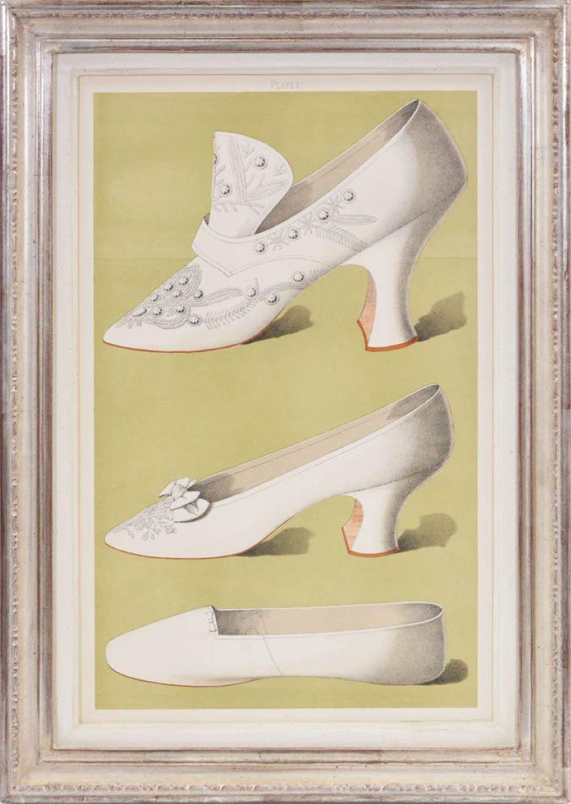 Eine Gruppe von sechs chromolithographierten Illustrationen von Schuhen, einige mit Gold- und Silbertinte gedruckt. 
[Veröffentlicht: David Douglas, Edinburgh, 1900].

Die Abbildungen stammen aus einer seltenen Erstausgabe, die die Mode des 19: 
die