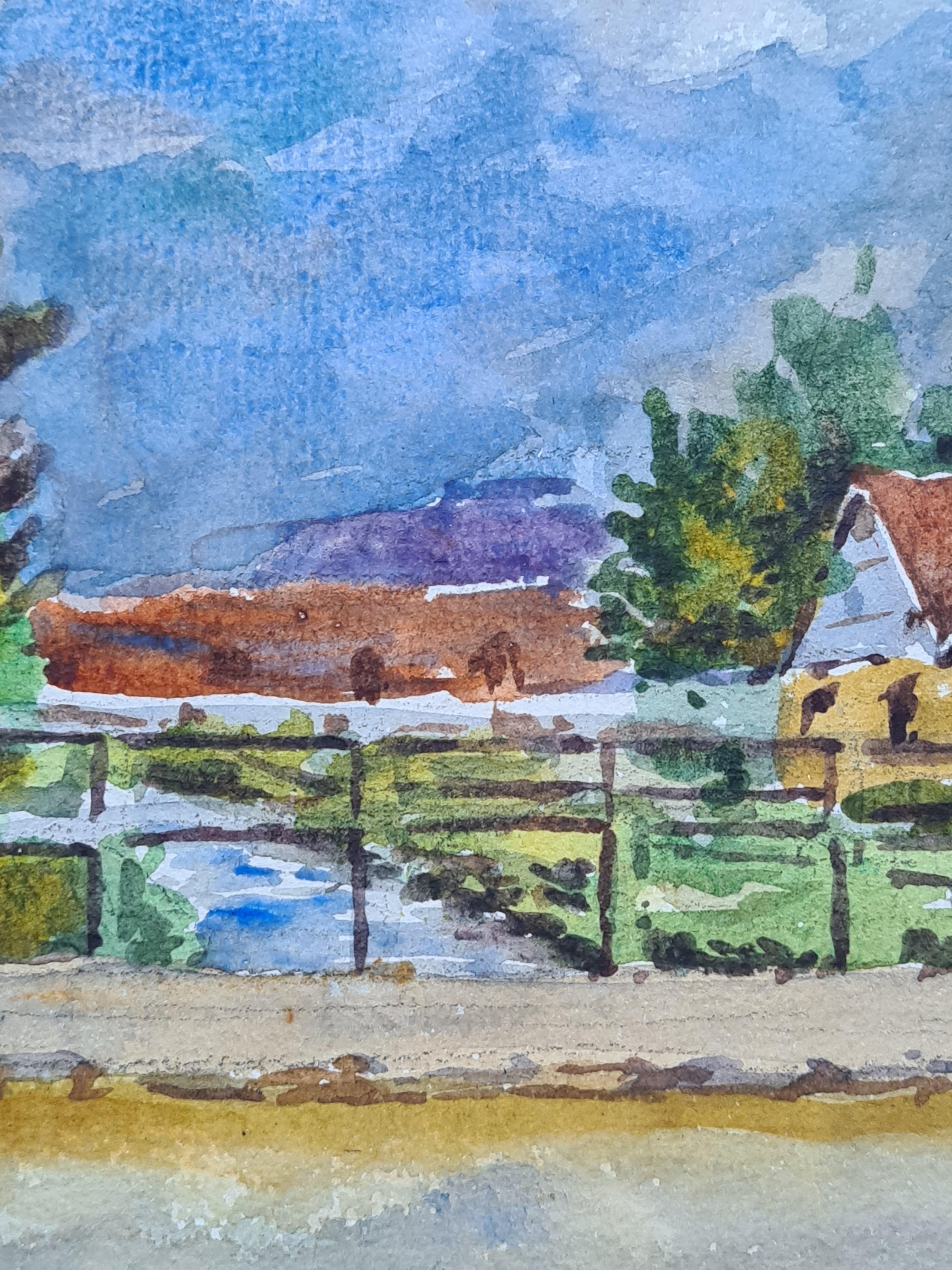 Aquarelle sur papier de l'école de Barbizon représentant une ferme et ses bâtiments par Henri Clamen. Le tableau n'est pas signé mais a été acquis dans l'atelier de l'artiste avec d'autres œuvres signées. 

Une vue charmante d'un ensemble de