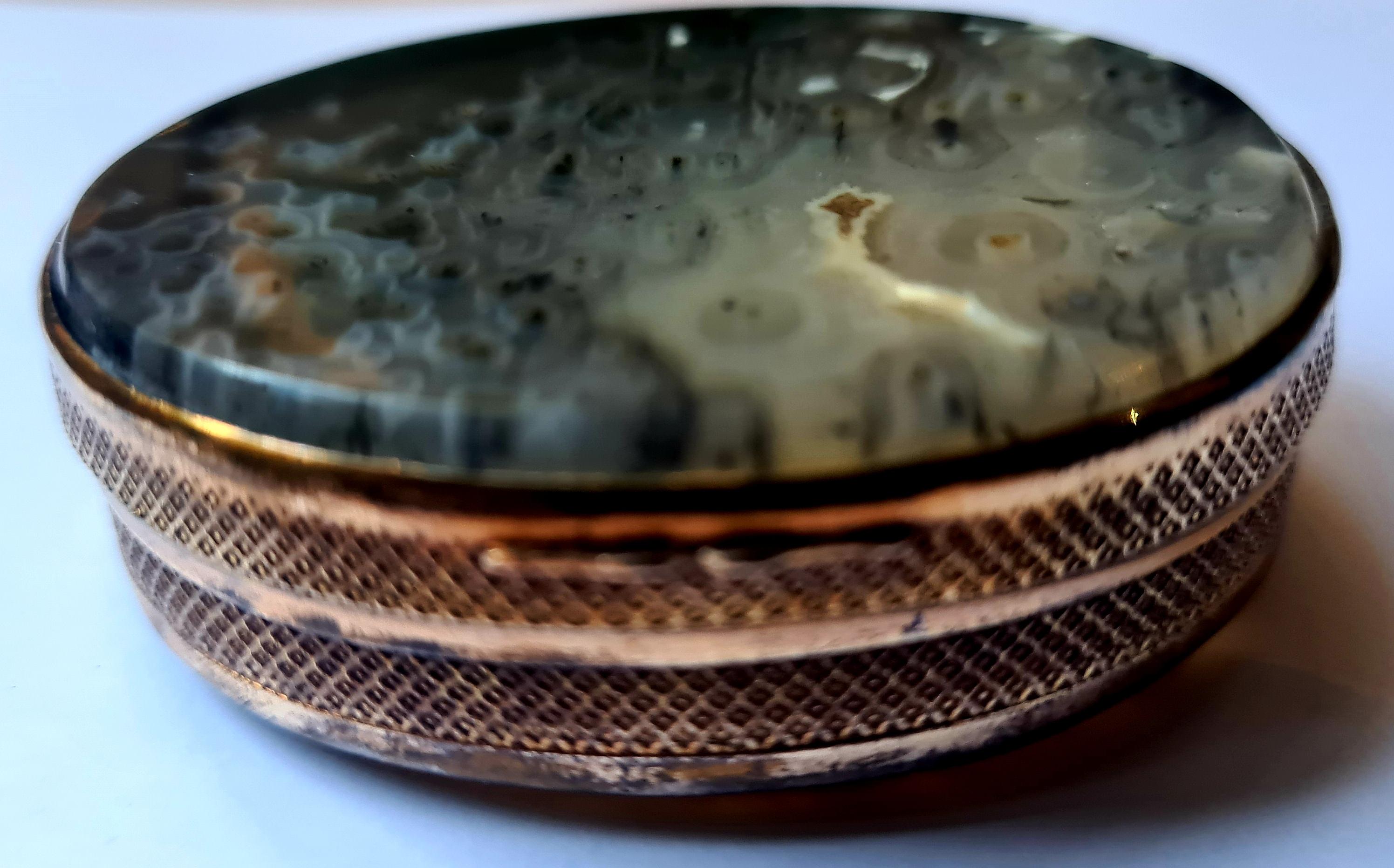 Agate Box Antique 19th Century With Gilt Pomponne Mounts en vente 7