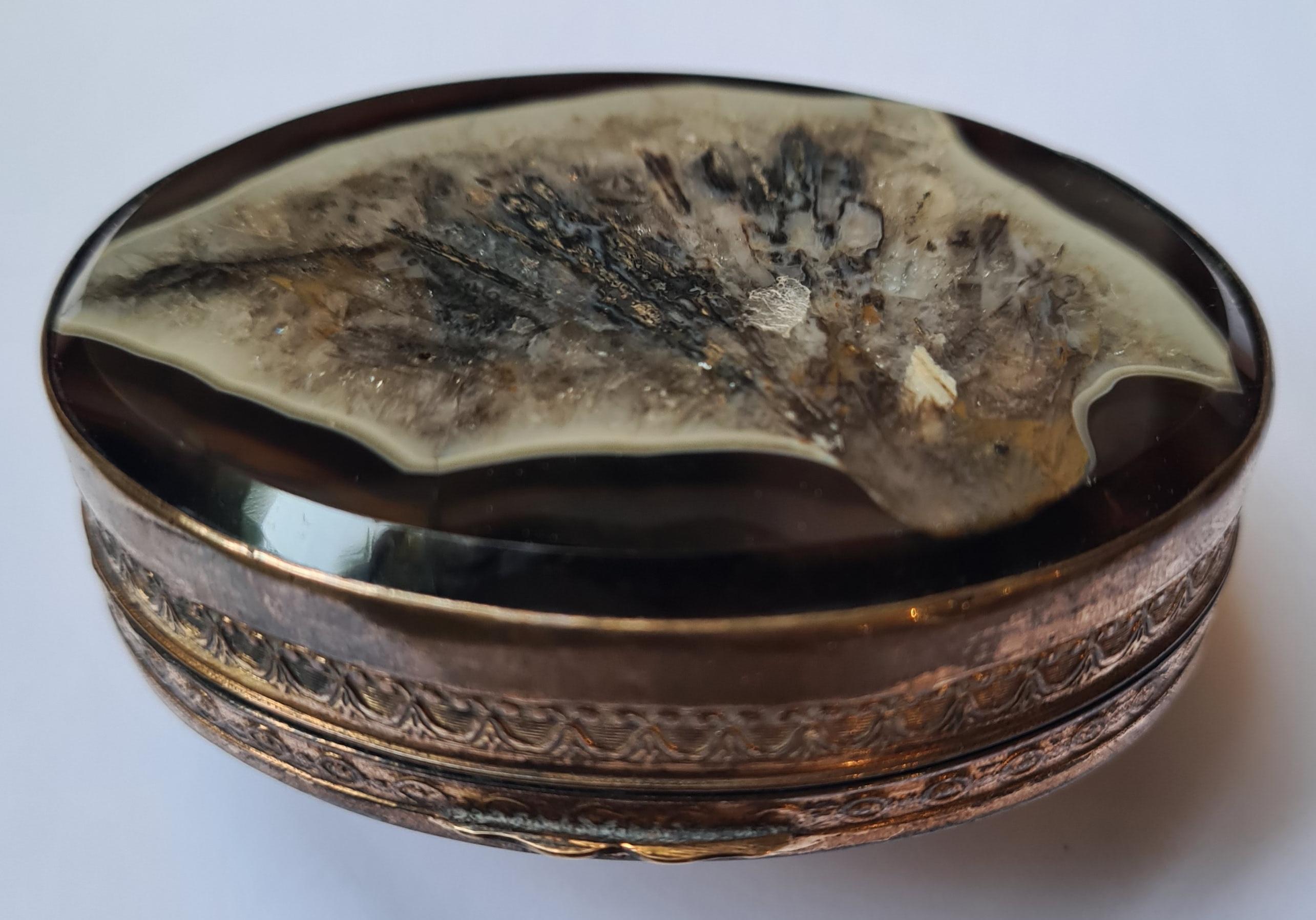 Agate Box Antique 19th Century Oval With Gilt Pomponne Mounts. - Other Art Style Art by Unknown