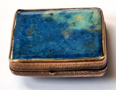 Schachtel aus Lapislazuli mit vergoldeten Pomponne-Beschlägen, antik, 19. Jahrhundert