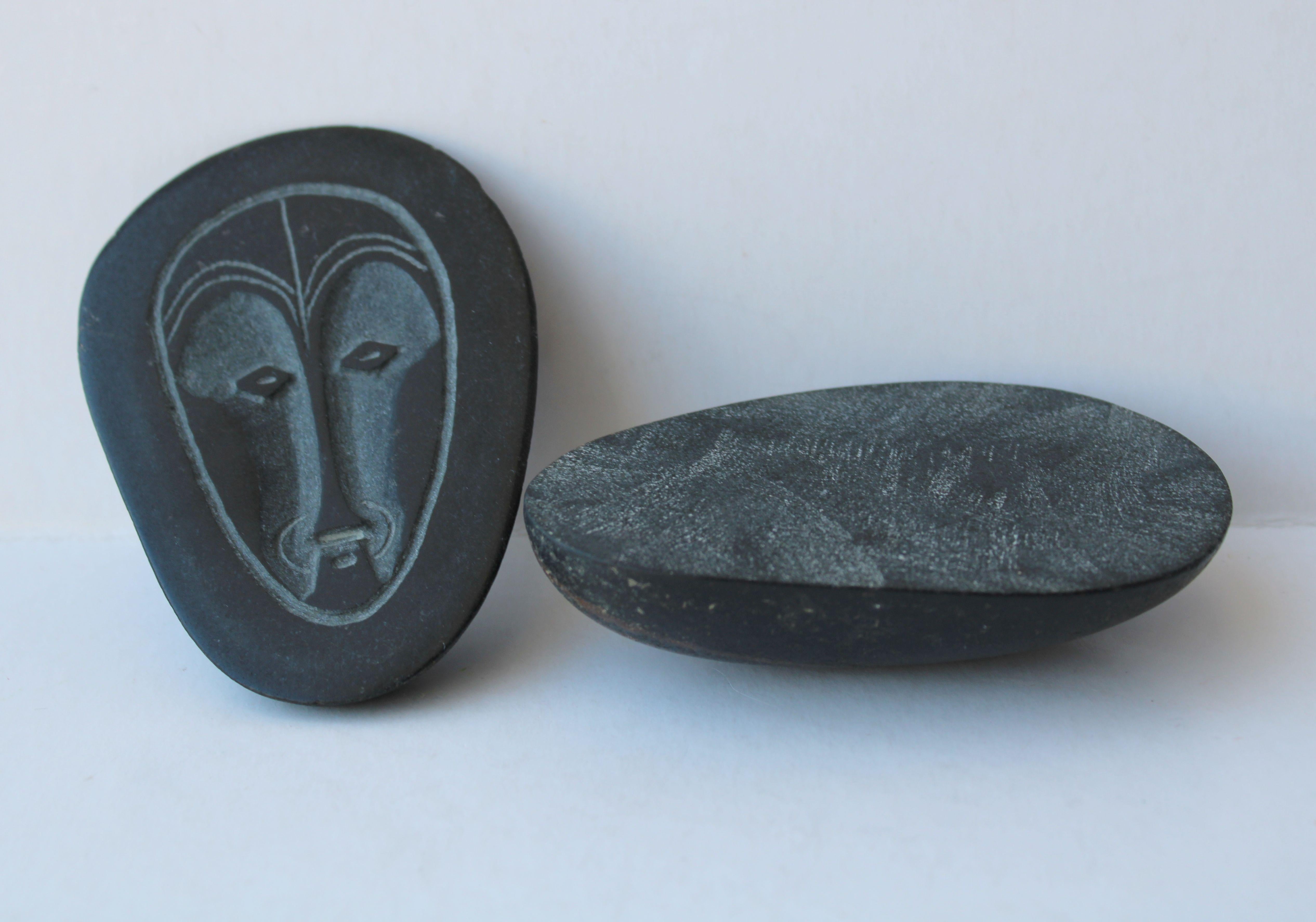 Zane Elerte (1987) StoneGod

Medal, brushed, polished granite, 75x11x40 mm 

