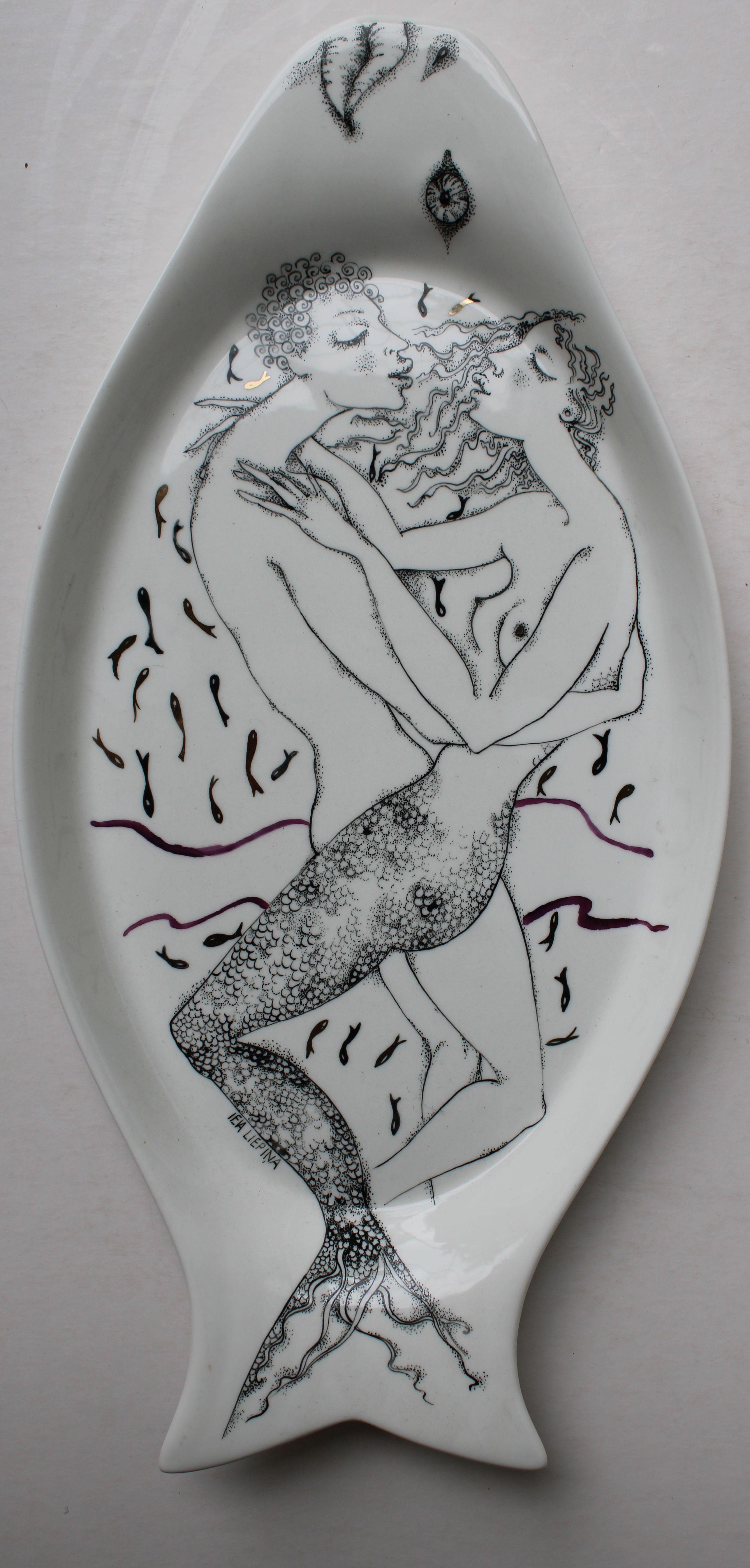 Agua  2009, plato de porcelana pintada, 39х19х2,5 cm