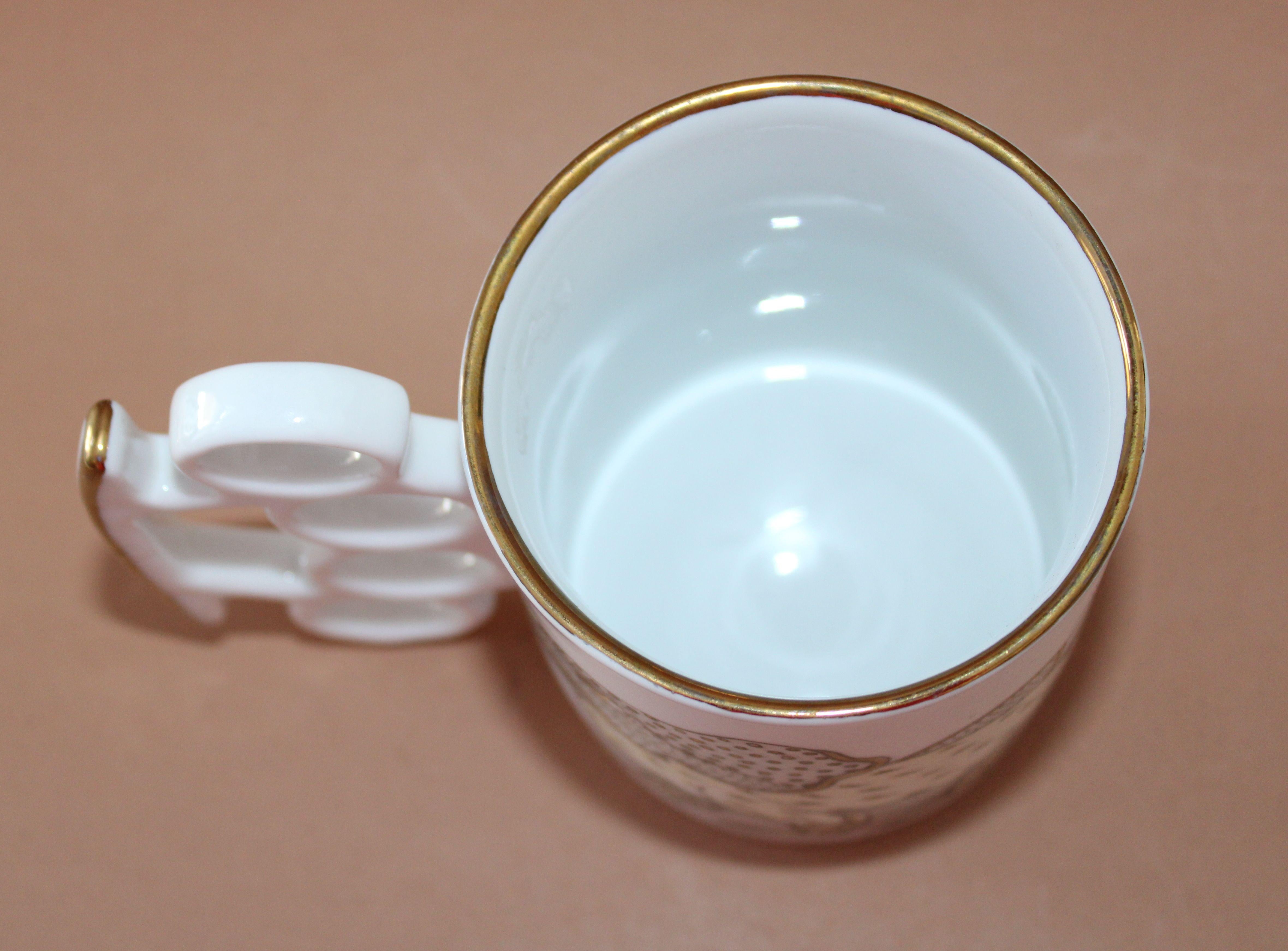 Mug with dinosaurs. porcelain h 11, 5 cm; d 8, 5 cm For Sale 4