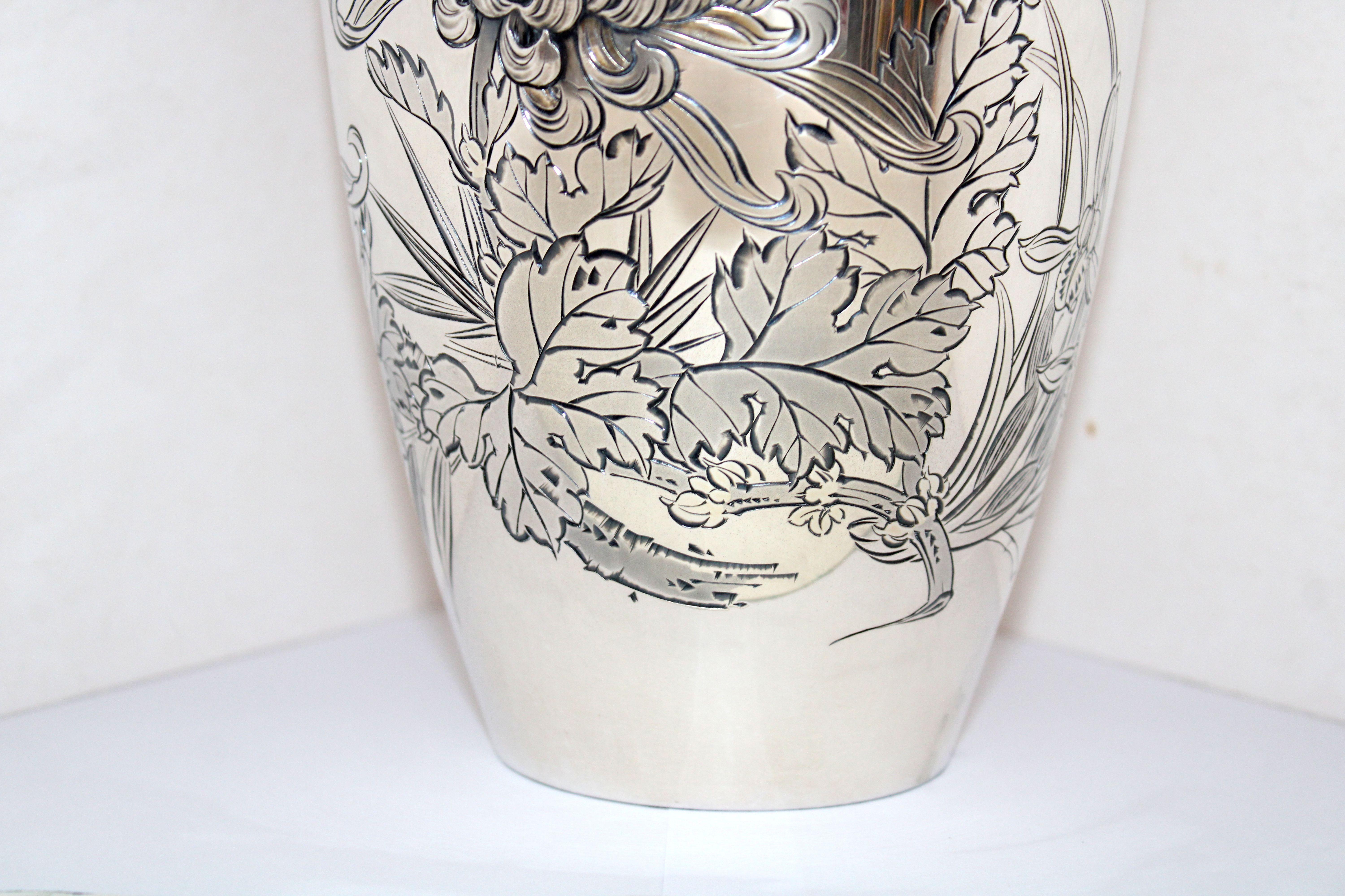 Silver vase, Jungin (pure silver) weight 556g, Meiji period 1868-1912, h24.5 cm 7