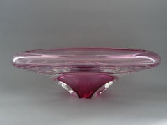 Vase en cristal rose, Pologne, 31x19 cm  signé par l'auteur