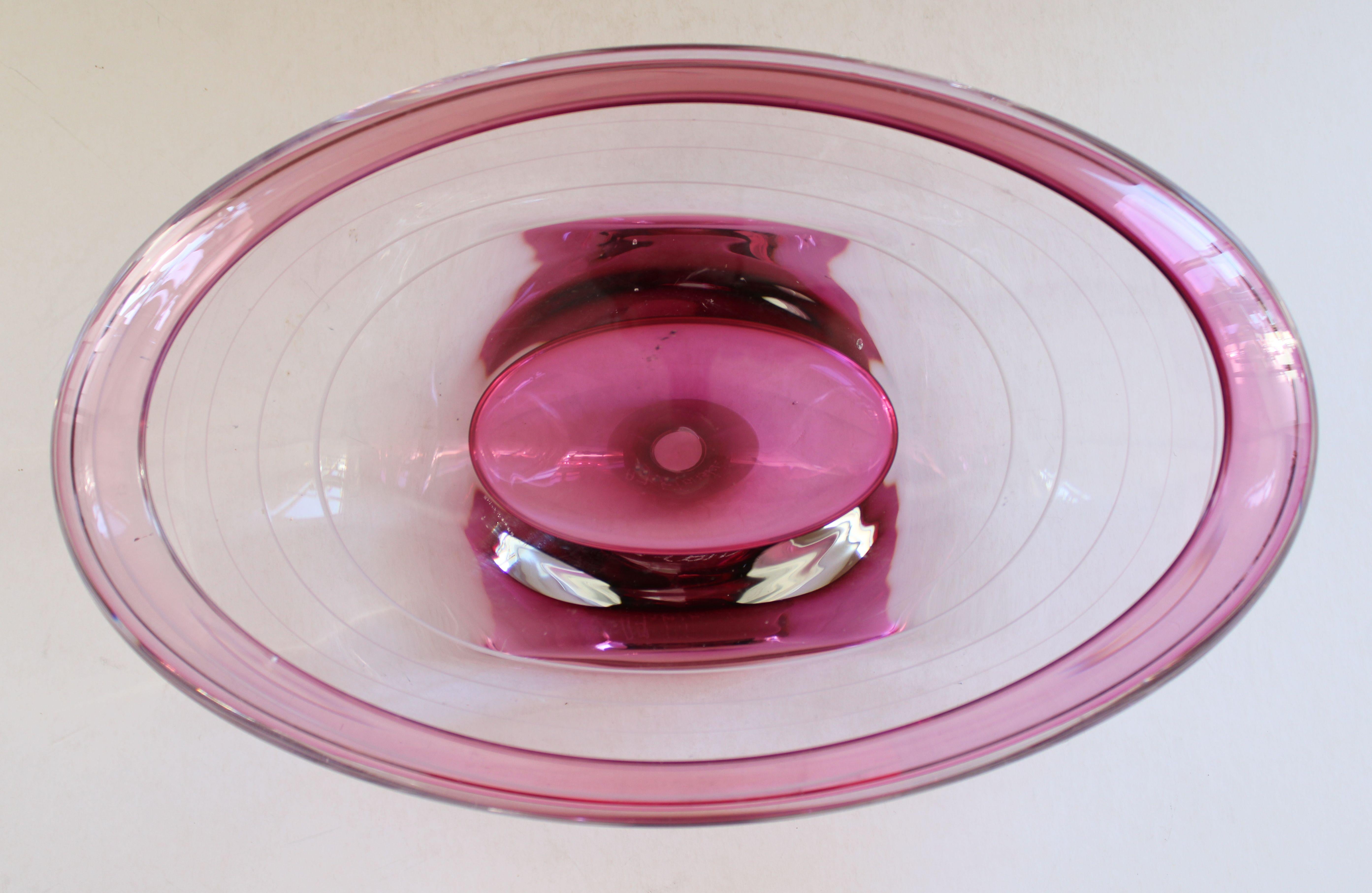 Jarrón de cristal rosa, Polonia, 31x19 cm  firmado por el autor en venta 1