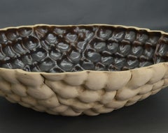 Bubble Bowl, White stoneware, h 10 cm; d 40 cm