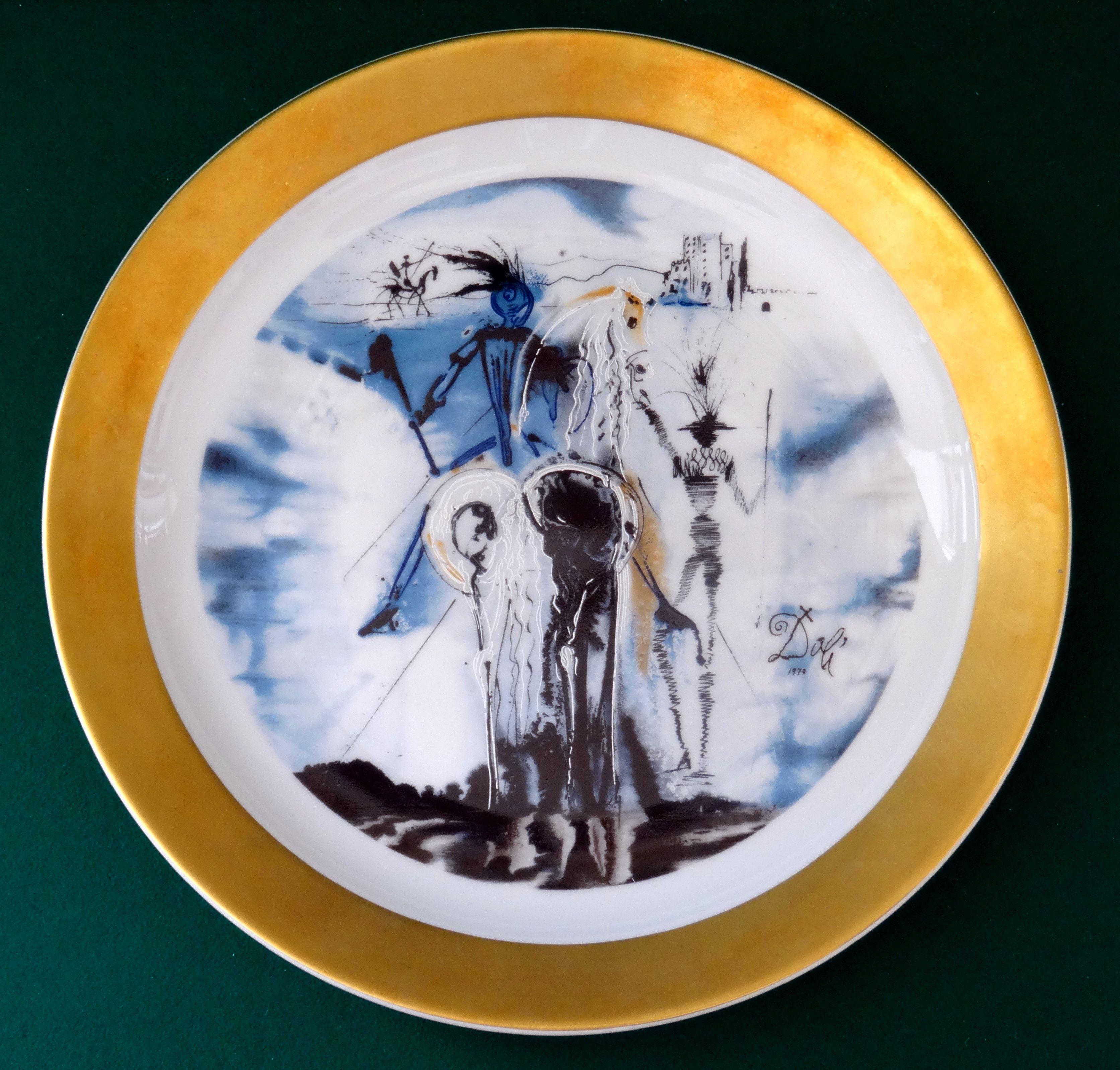 "Don Quichotte" Porcelain dish No. 3881, 1970, diam. 28 cm - Art by Salvador Dalí
