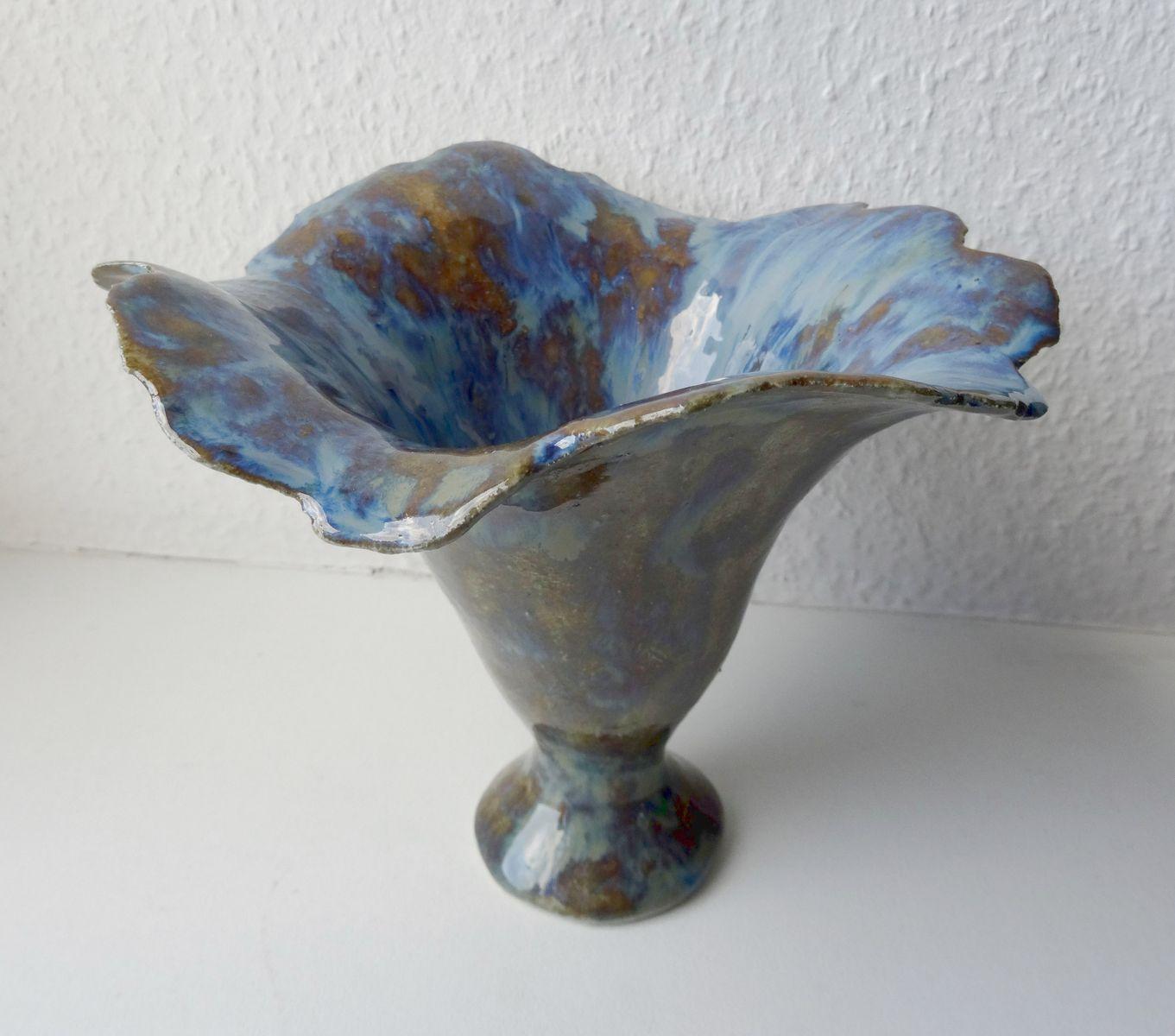 Vase blue flower. 2017. Stone mass, h 13 cm, diam. 15.5 cm