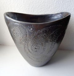 Vase with silver glaze 2017. Stone mass, 19x23,5x15,5 cm