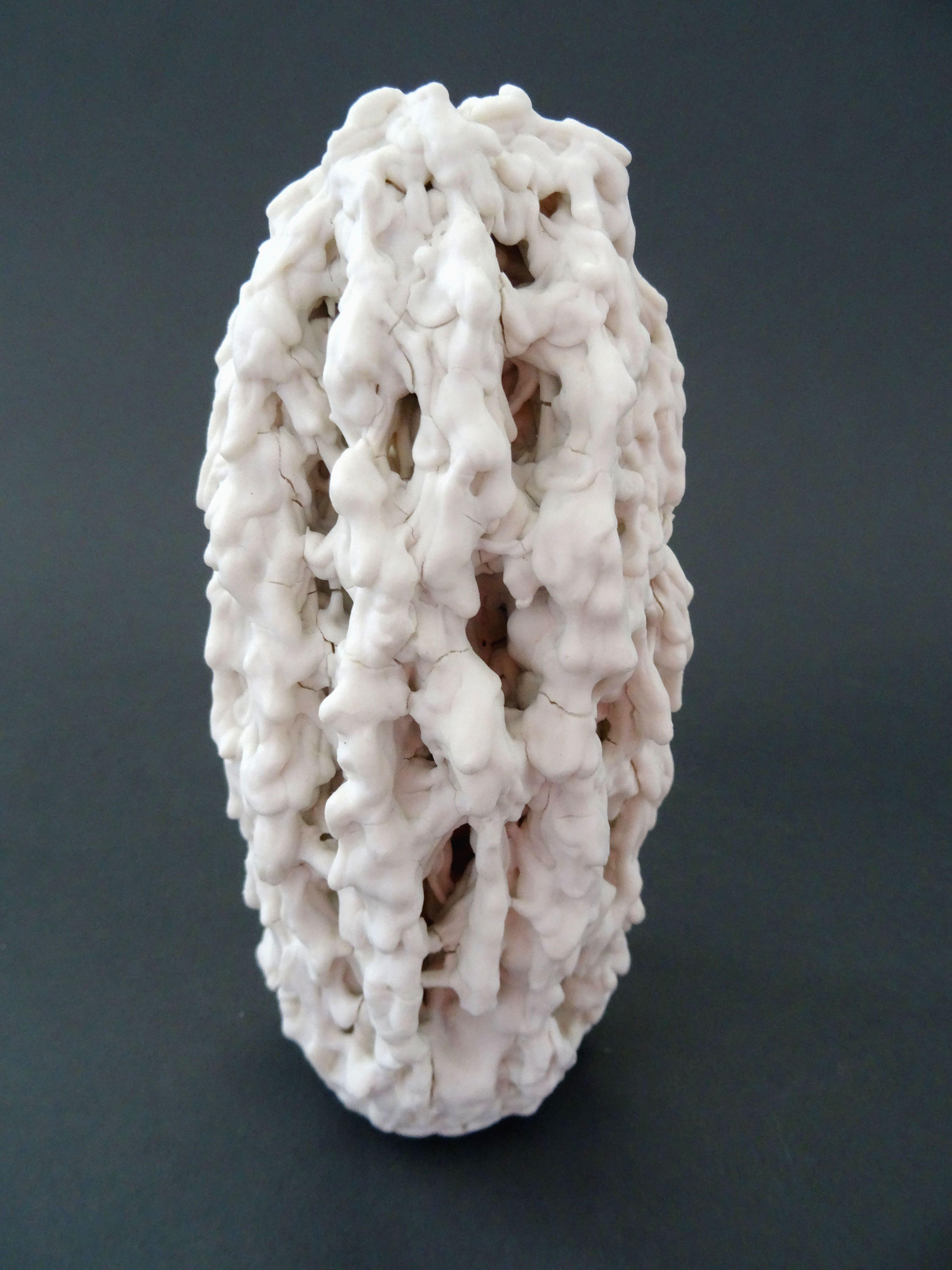 Elina Titane  Abstract Sculpture - Drop. Porcelain, h 16 cm