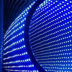 Infinity Circle, LED Mirror Sculpture