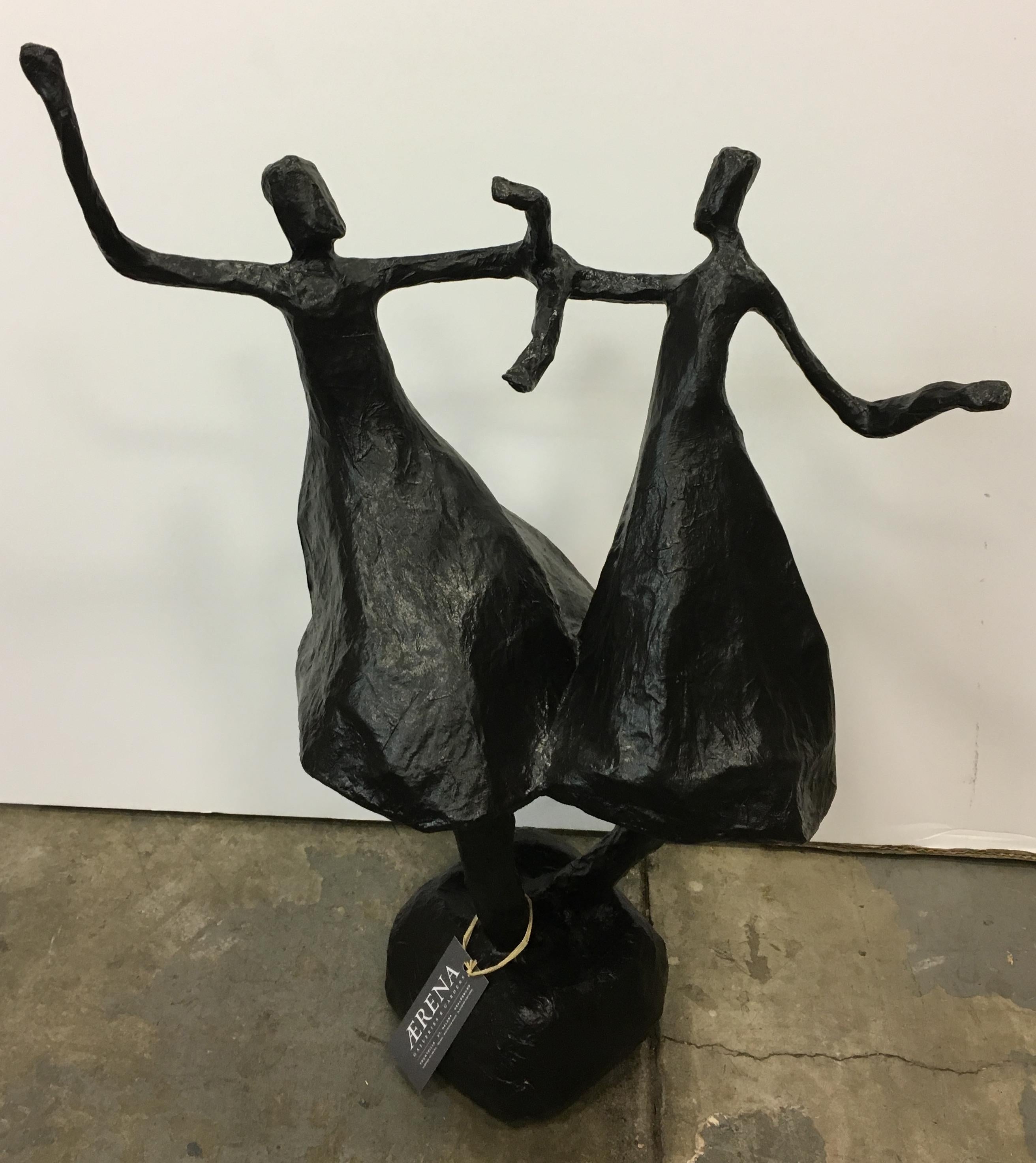 Constance Chabrieres Figurative Sculpture - Bryant Park 
