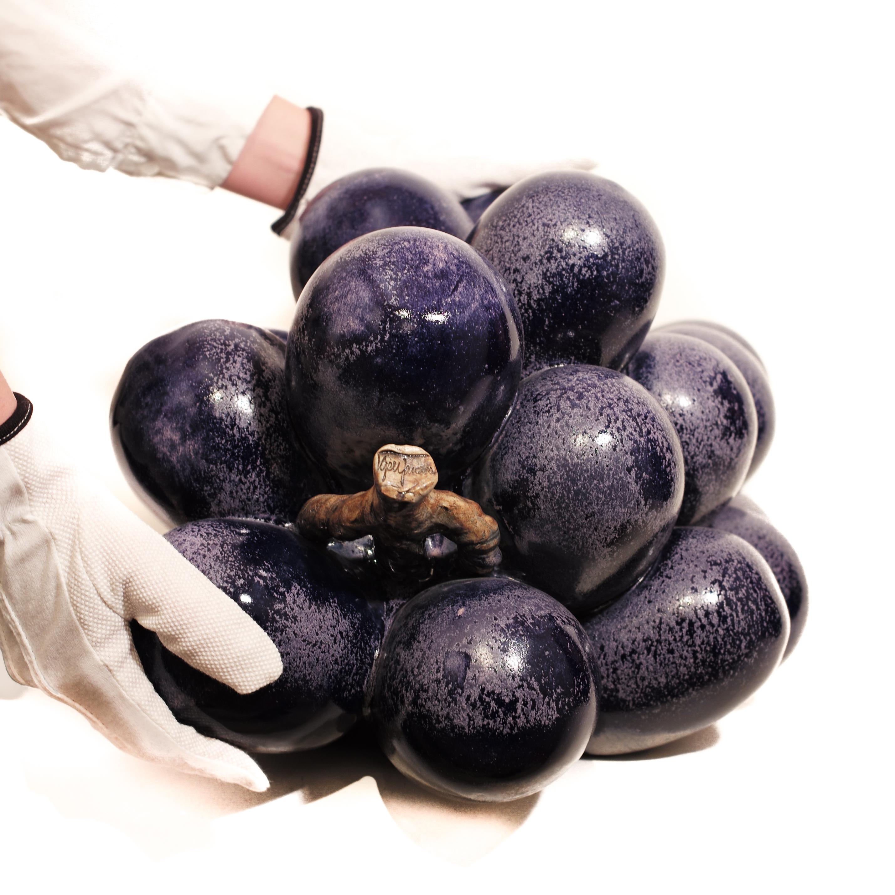 Grapes, Large Sculpture in Stoneware, made by Kjell Janson, 2019 2