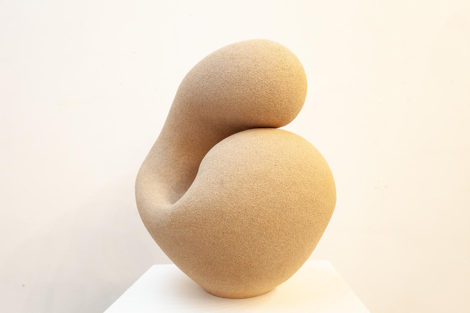 Kiss - Sculpture by Alison McGechie
