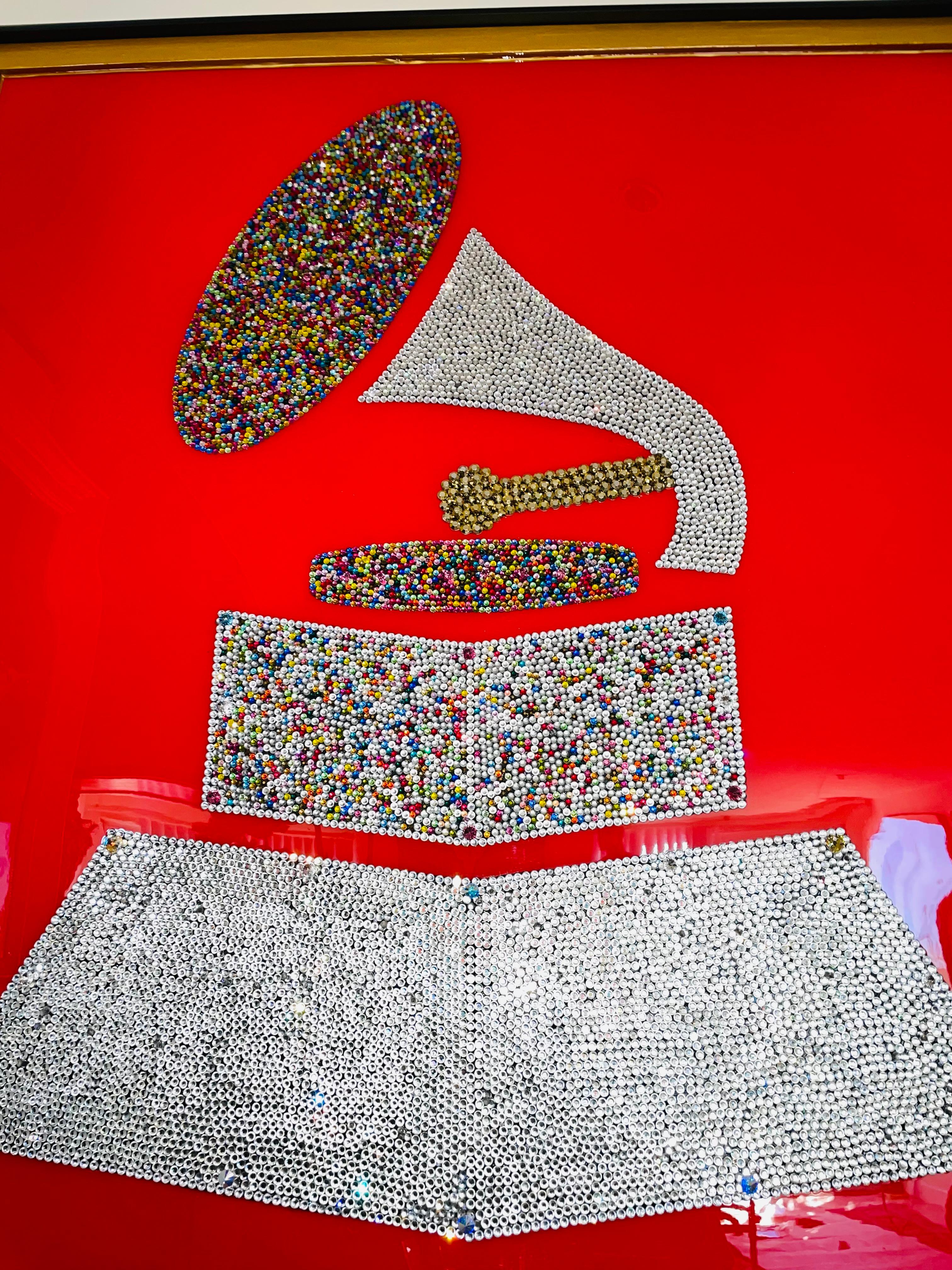 The Grand Grammy (Œuvre d'art originale au collage avec plus de 10 000 cristaux Swarovski et tchèques) en vente 9