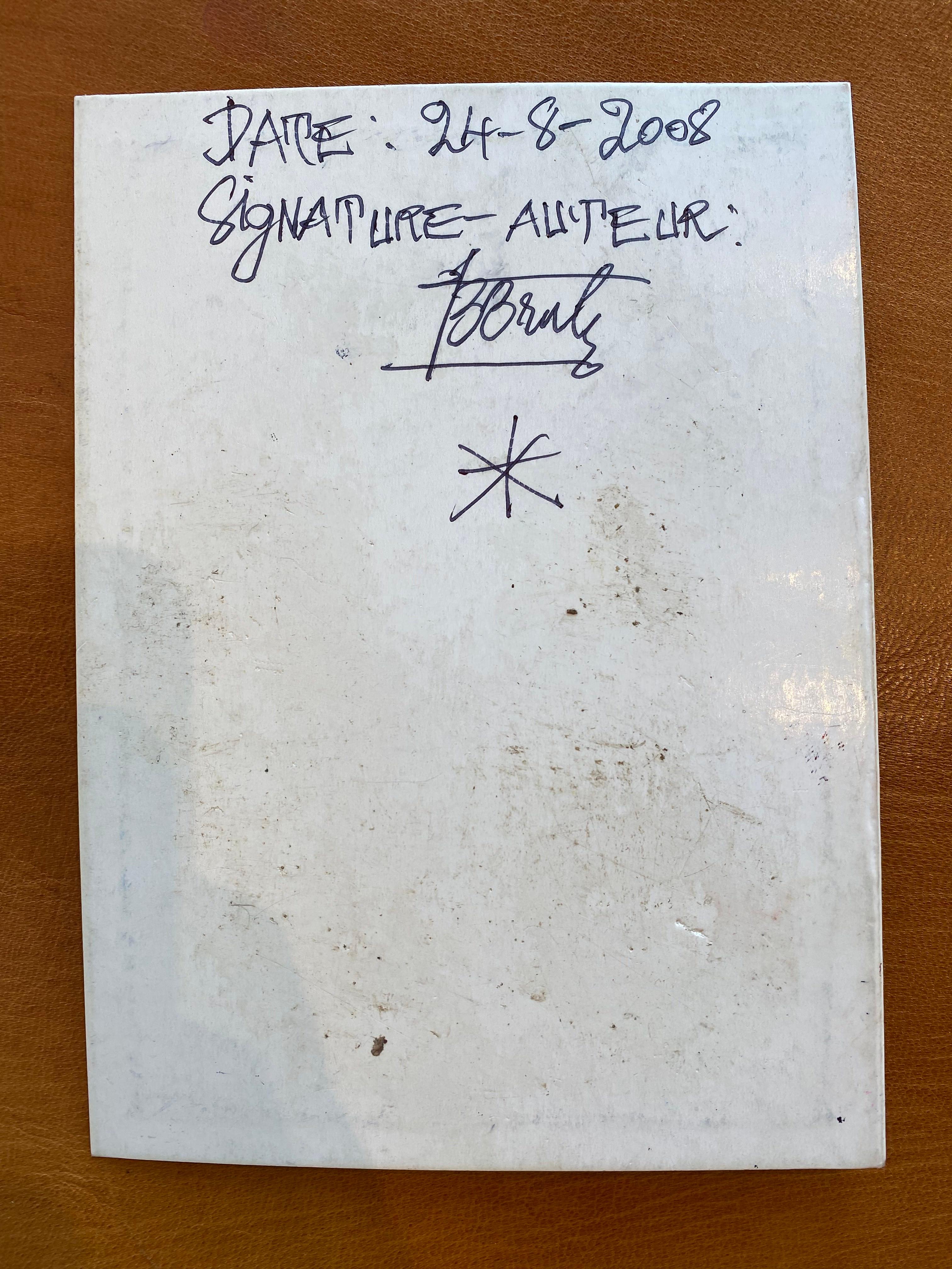 Frédéric Bruly Bouabré
Un Enfant Vu Assis Sur
Kugelschreiber, Buntstifte und Buntstift auf Karton
7.5 x 5.5

Am 11. März 1948 hatte er eine transzendentale Vision. Der Himmel öffnete sich, sieben Sonnen tanzten um ein Zentralgestirn, und Bouabré