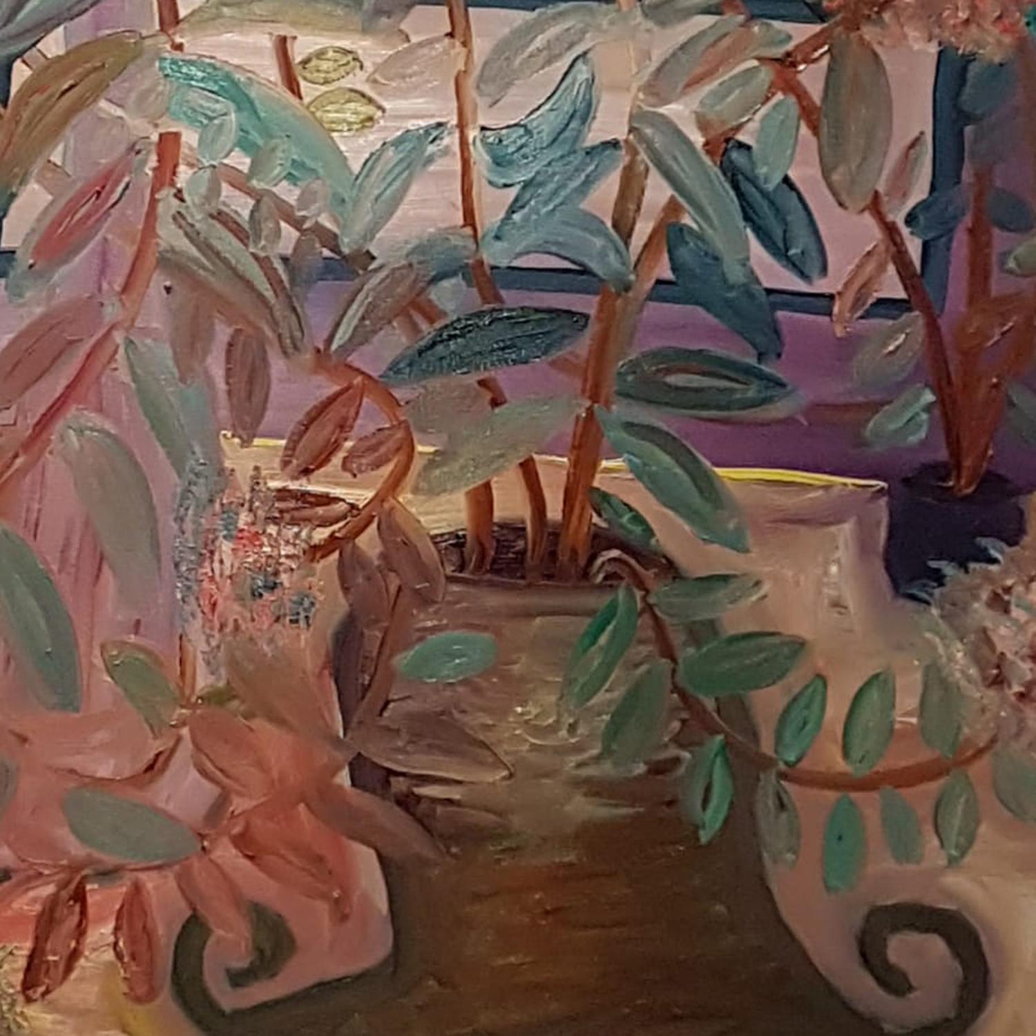 Dondi Schwartz
The bright side, 2021
oil on canvas
100x80 cm

As the viewer approaches this painting, we initially are greeted by the brown tones upon which the painting rests. From the planter sprout the dancing flowers and leaves, set on a pastel