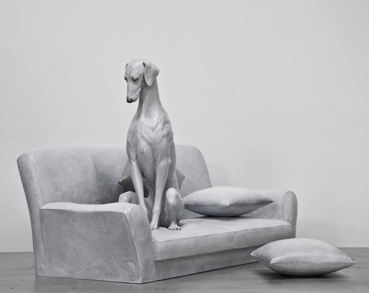 Li Shengzeng Still-Life Sculpture - The Dog Series: Sitting on the Sofa