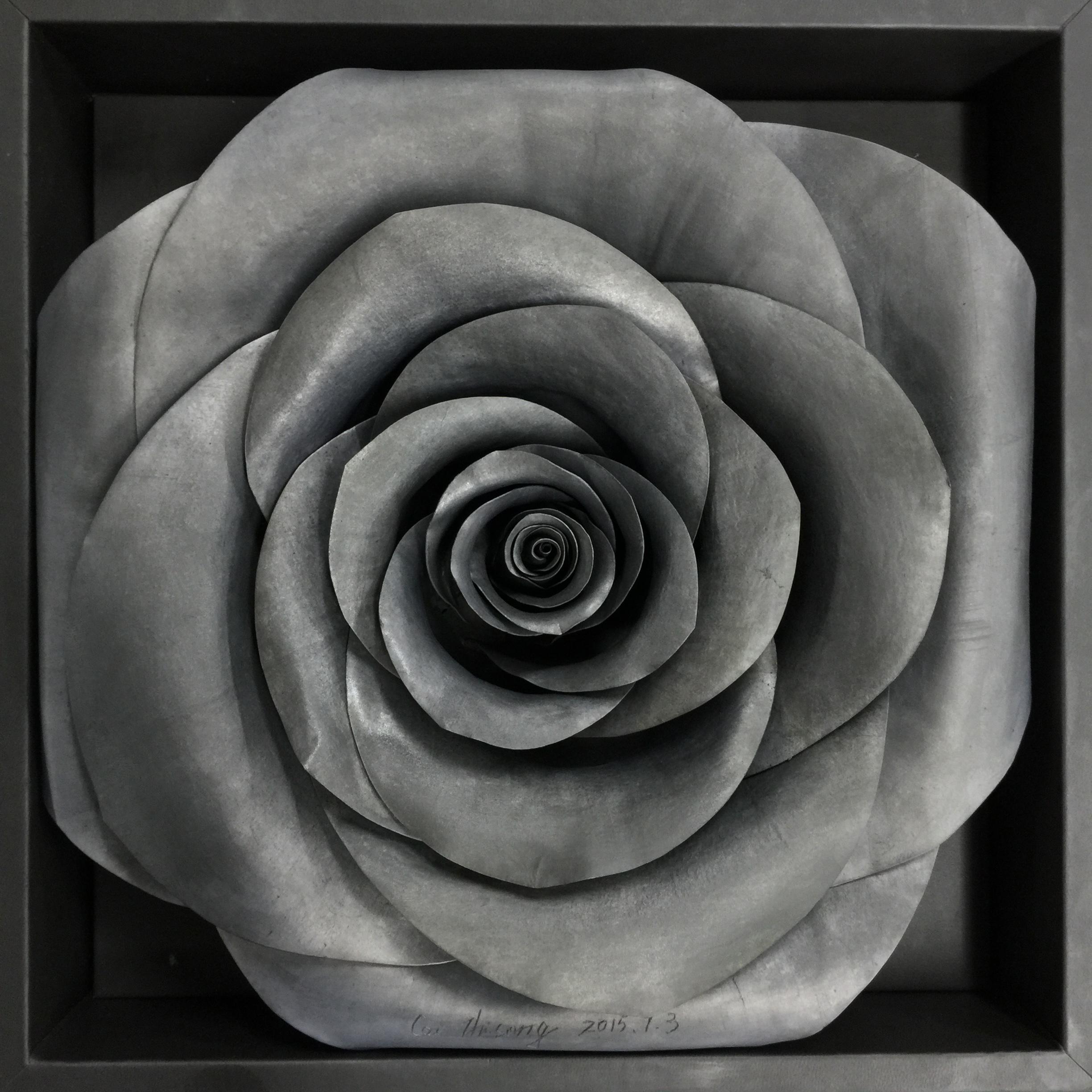 Cai Zhisong Still-Life Sculpture - Square Rose on the Wall