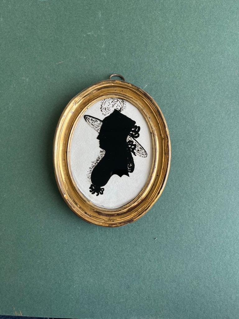 Portrait de silhouette victorienne anglaise du 19ème siècle - École anglaise Painting par Hinton Gibbs