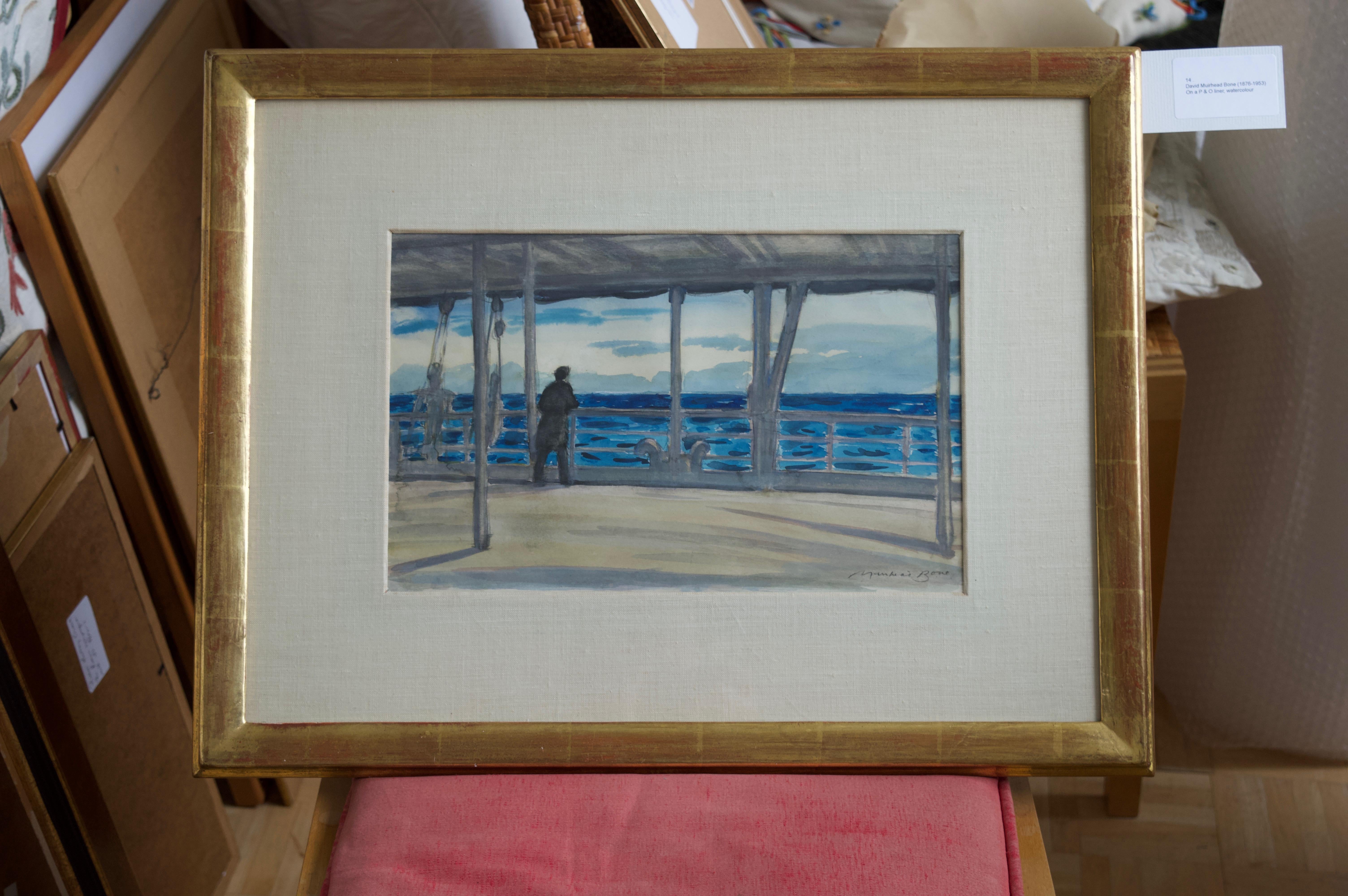 Une scène merveilleusement évocatrice d'un passager regardant la mer sur le pont d'un paquebot - de l'âge d'or des croisières.

Sir David Muirhead Bone
Sur un P & O, soirée méditerranéenne
Signé
Aquarelle
8½ x 13¾ pouces
17½ x 23 pouces avec le