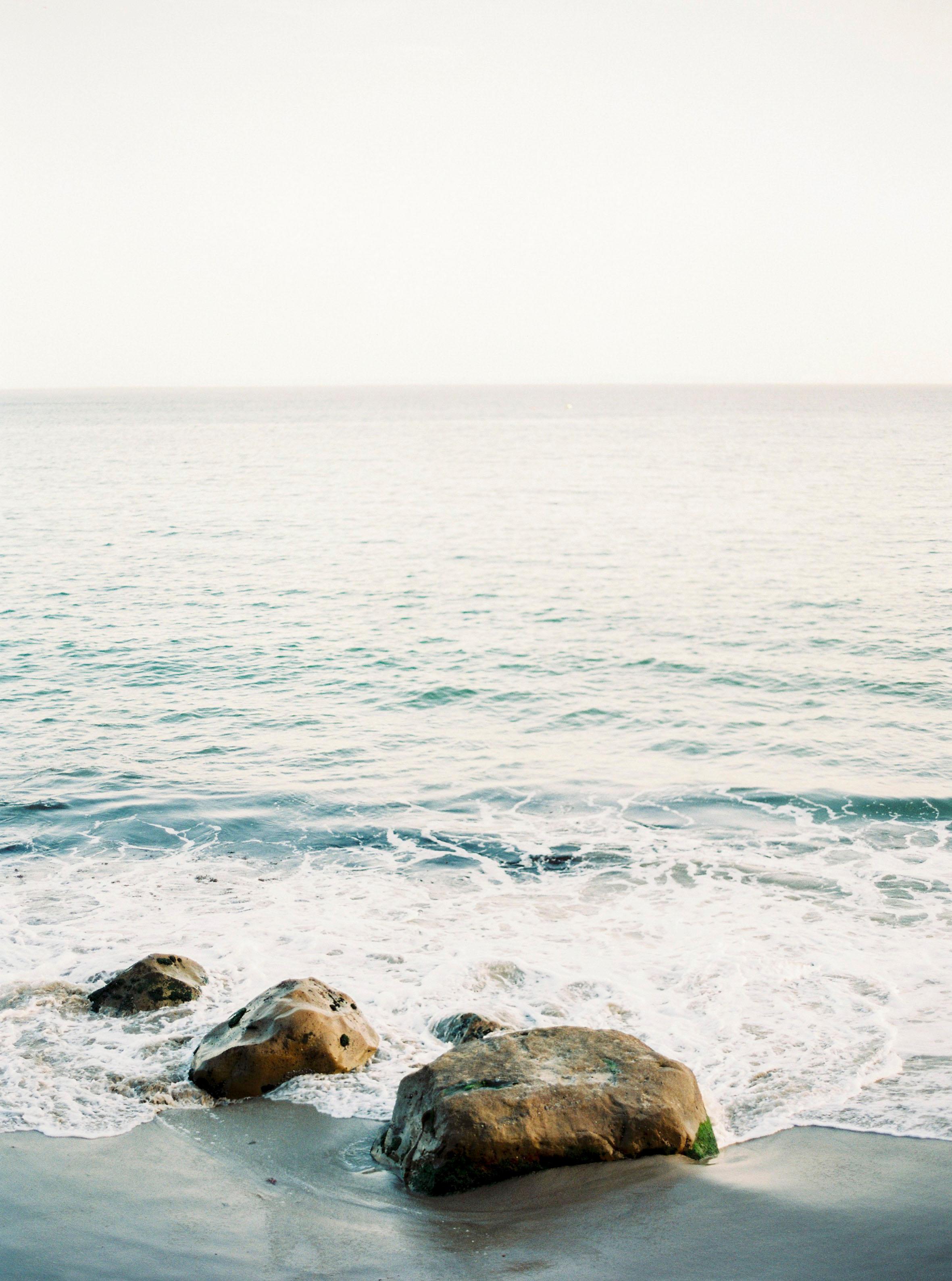 Malibu Shore - Photographie couleur à grande échelle d'un paysage contemporain